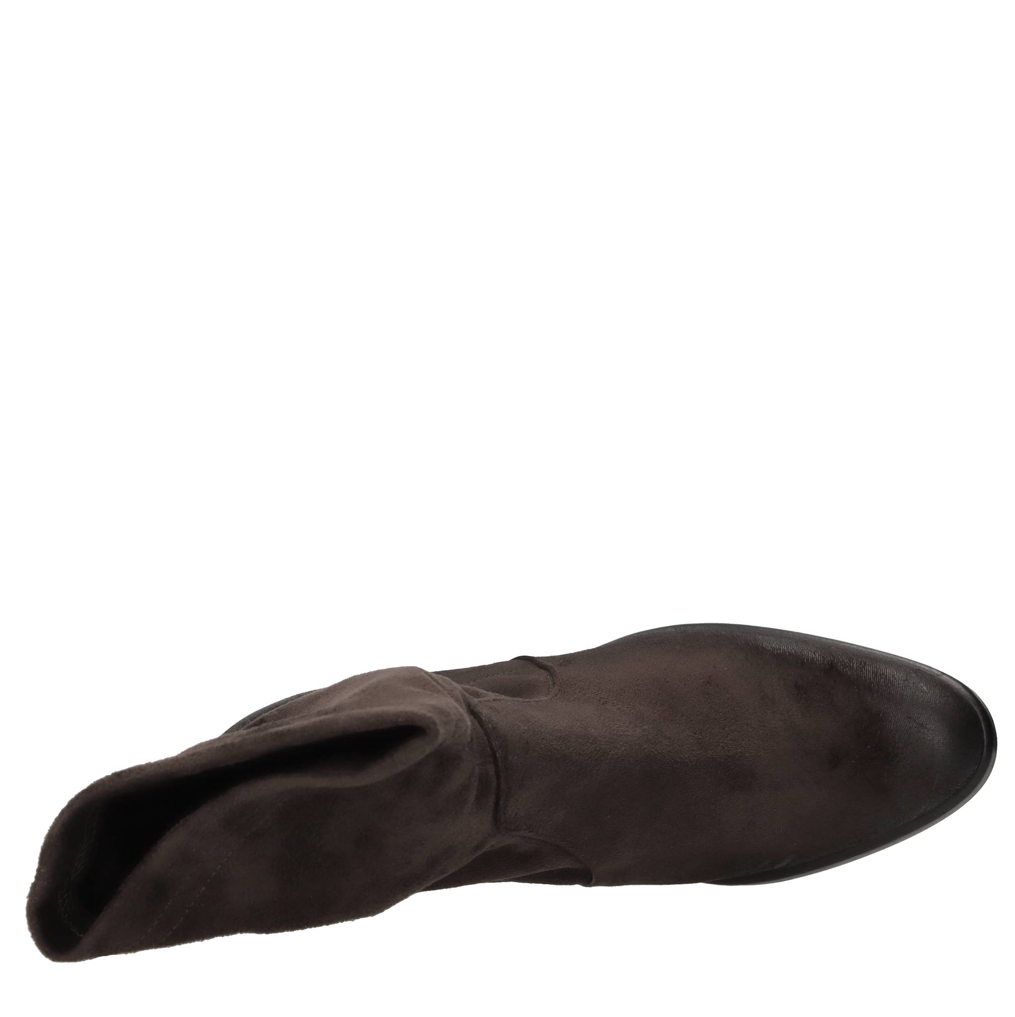 Strategia Boots