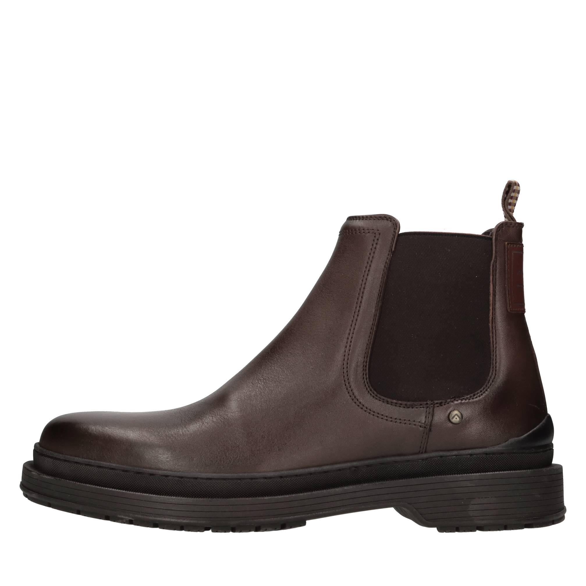 AMBITIOUS Boots