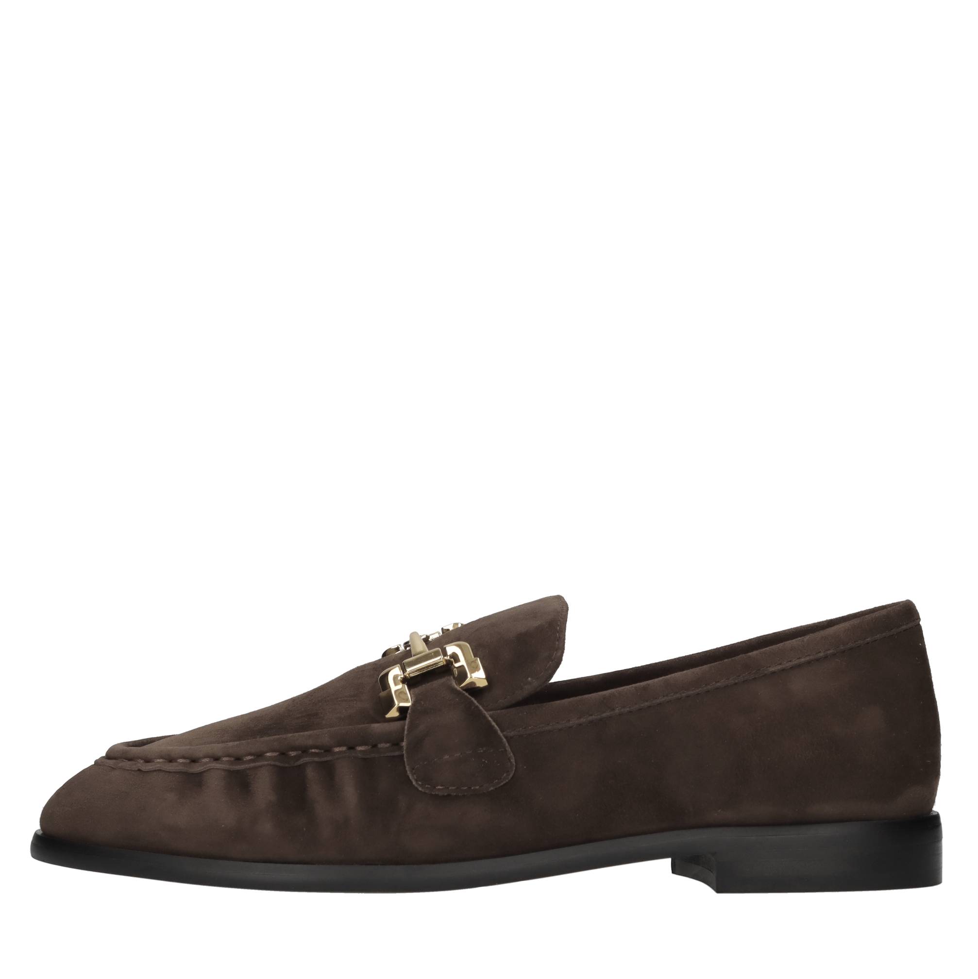 THE GIVER Flat shoes