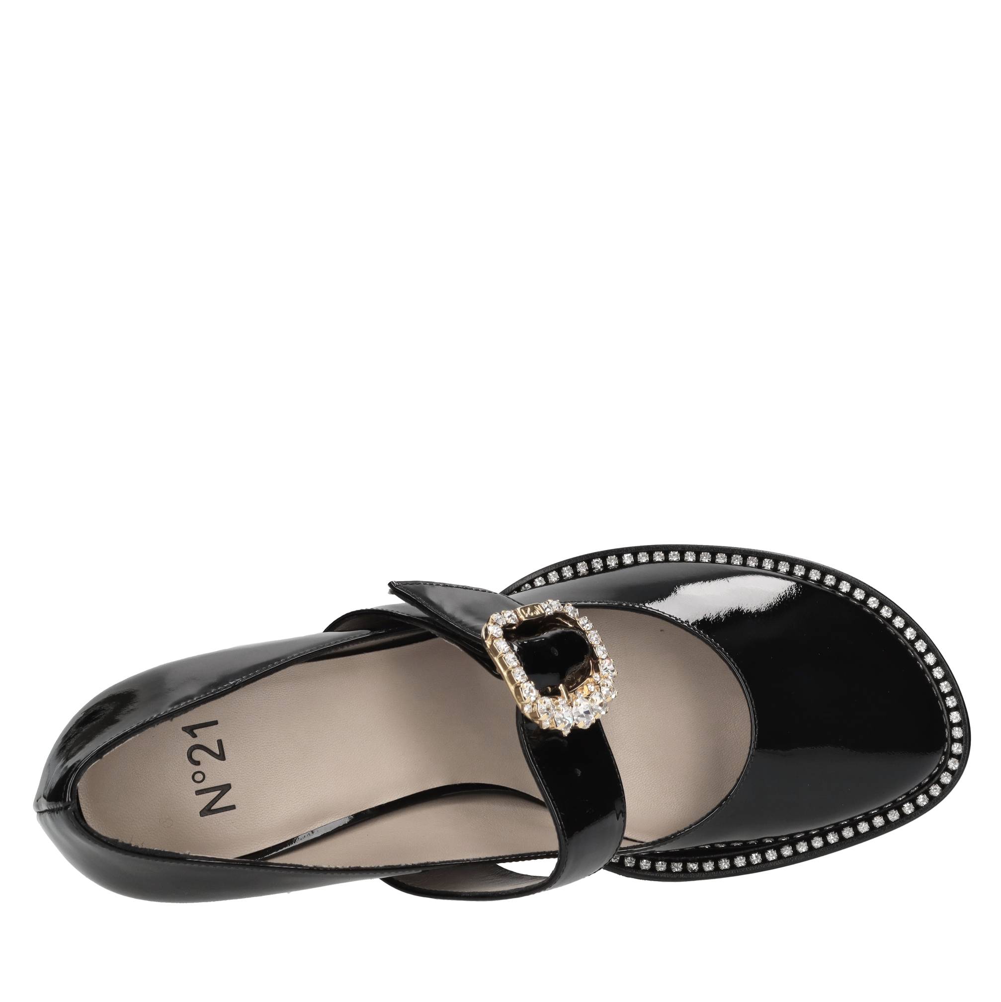 N°21 Zapatos con tacón negro