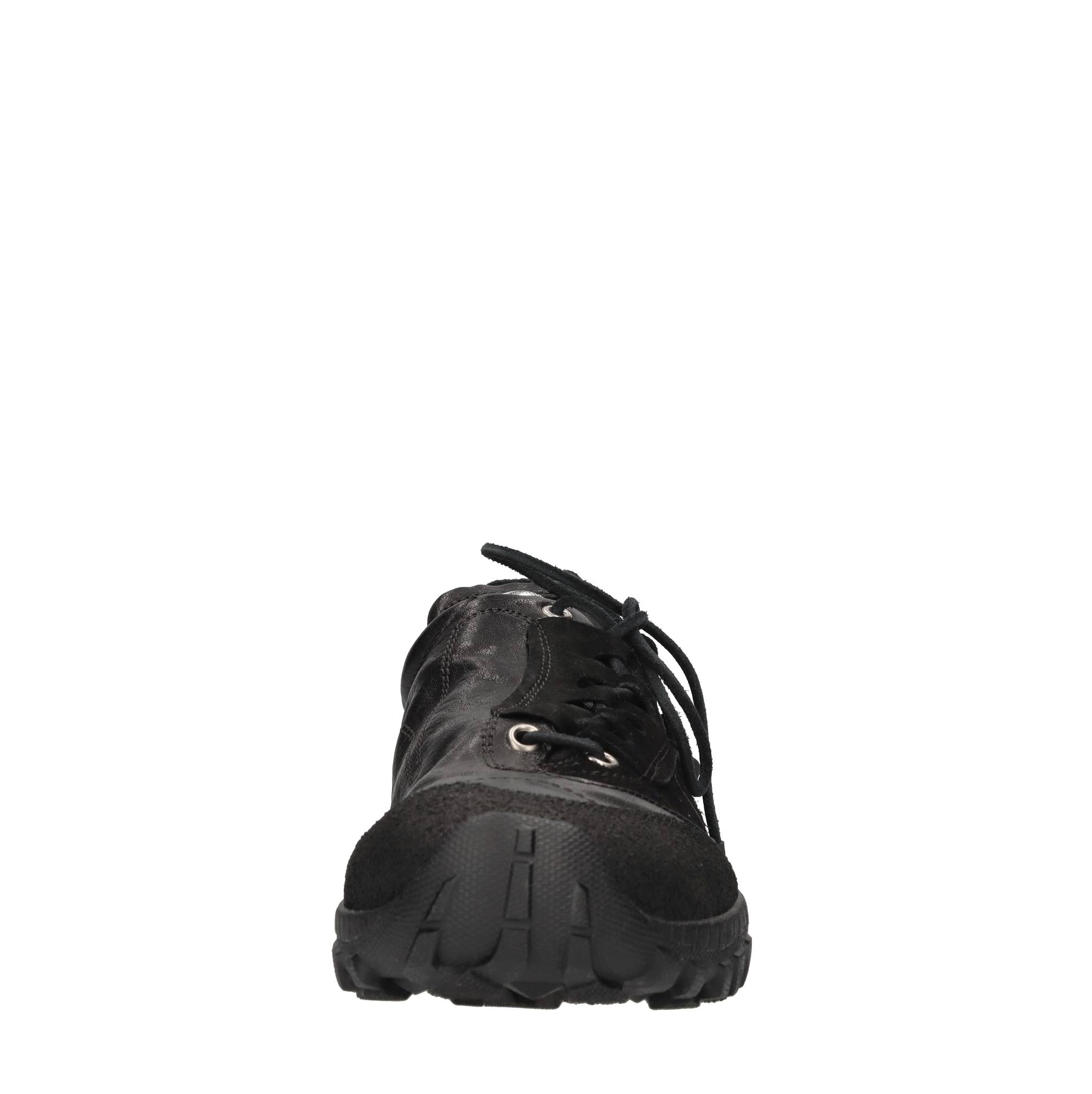 Our Legacy Schwarze Sneaker