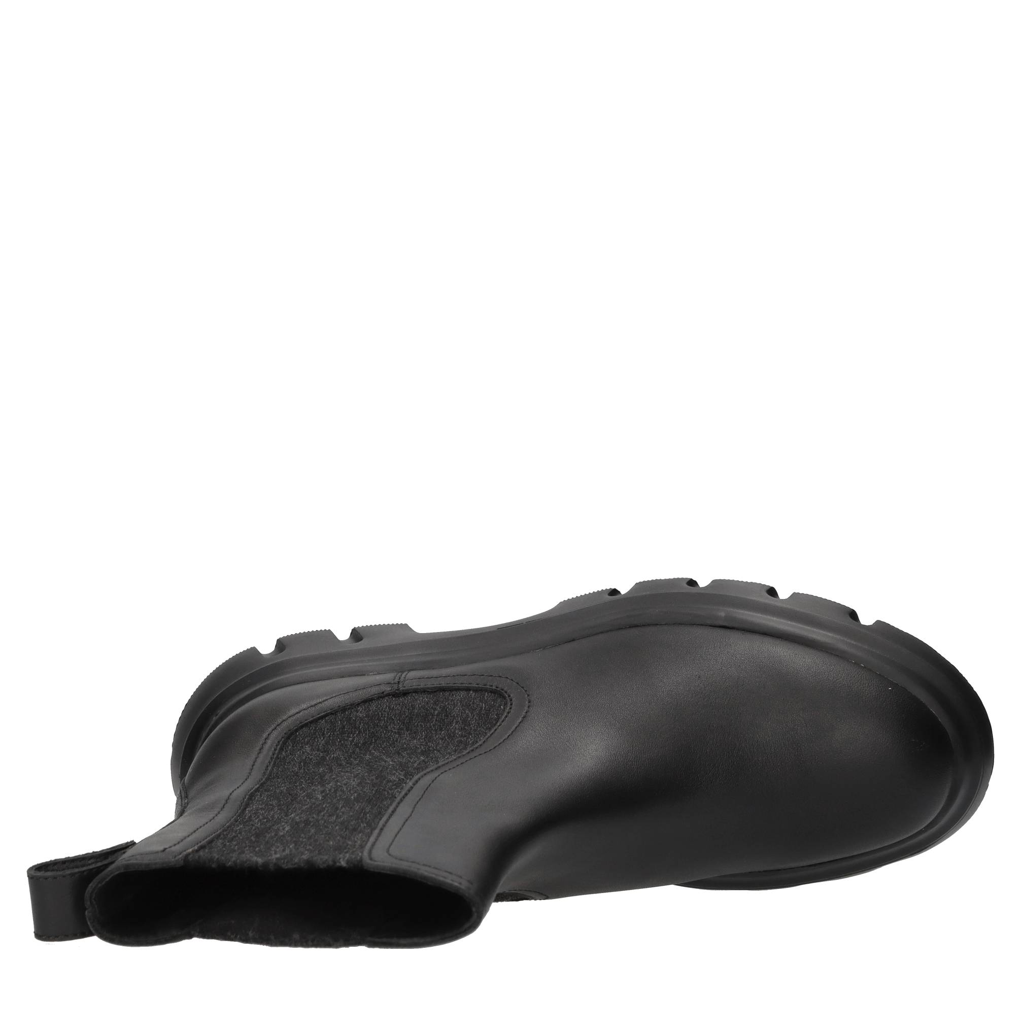 Voile Blanche Stiefel schwarz