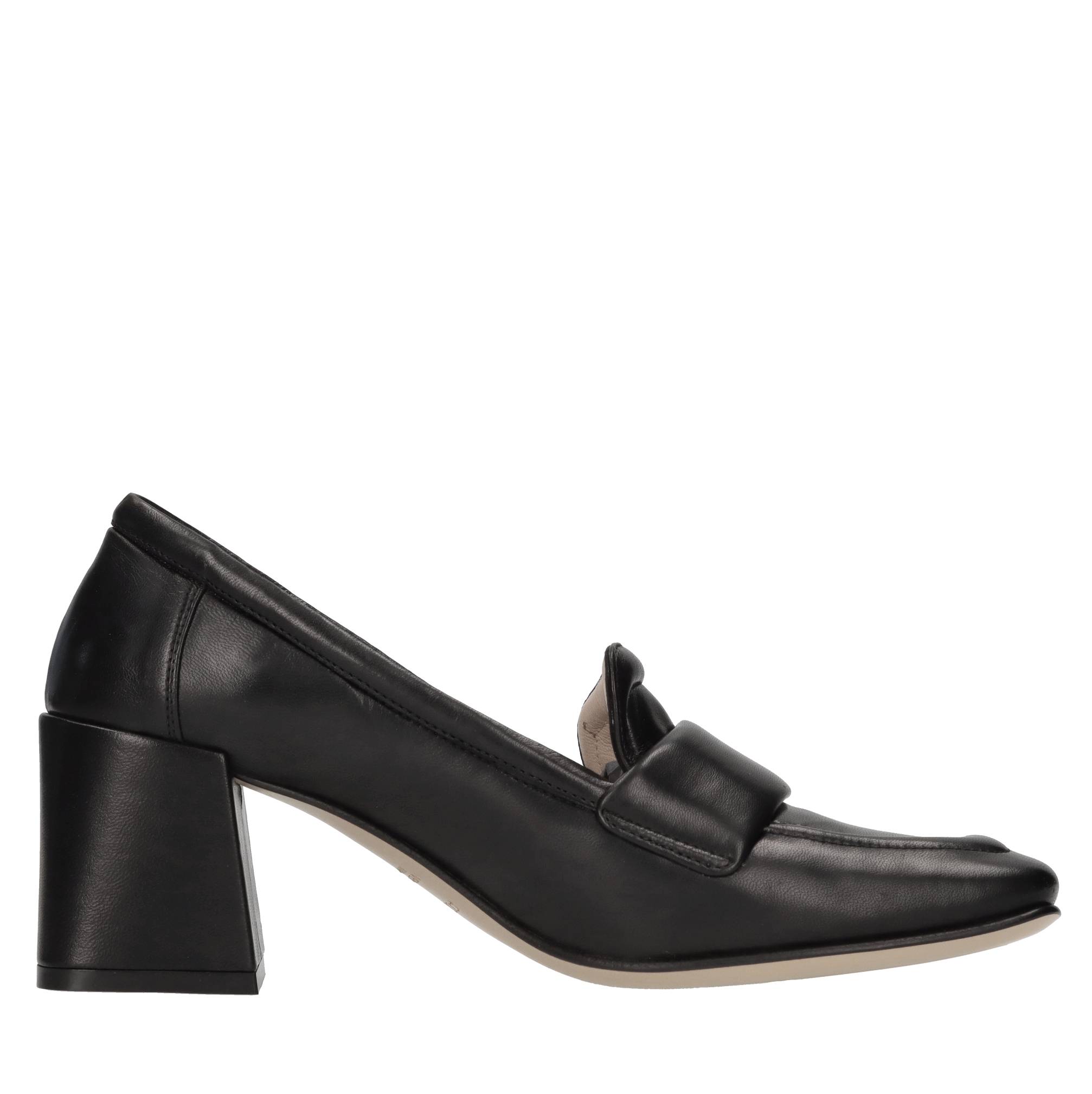 Pomme D'or Lage schoenen zwart
