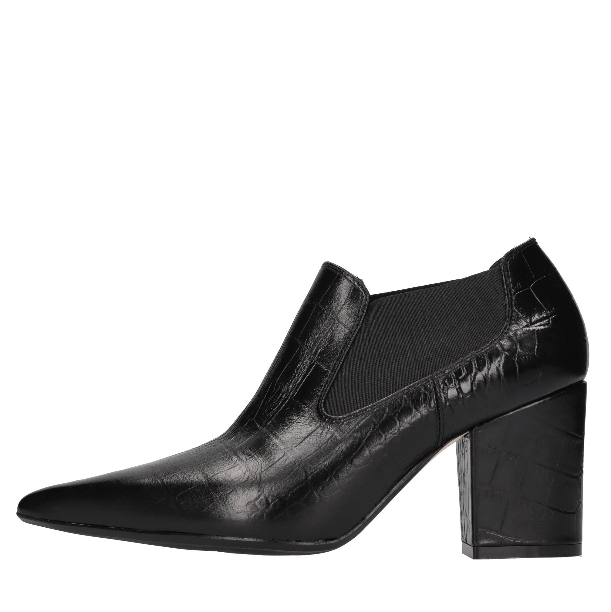 Anna F. Botas Negro