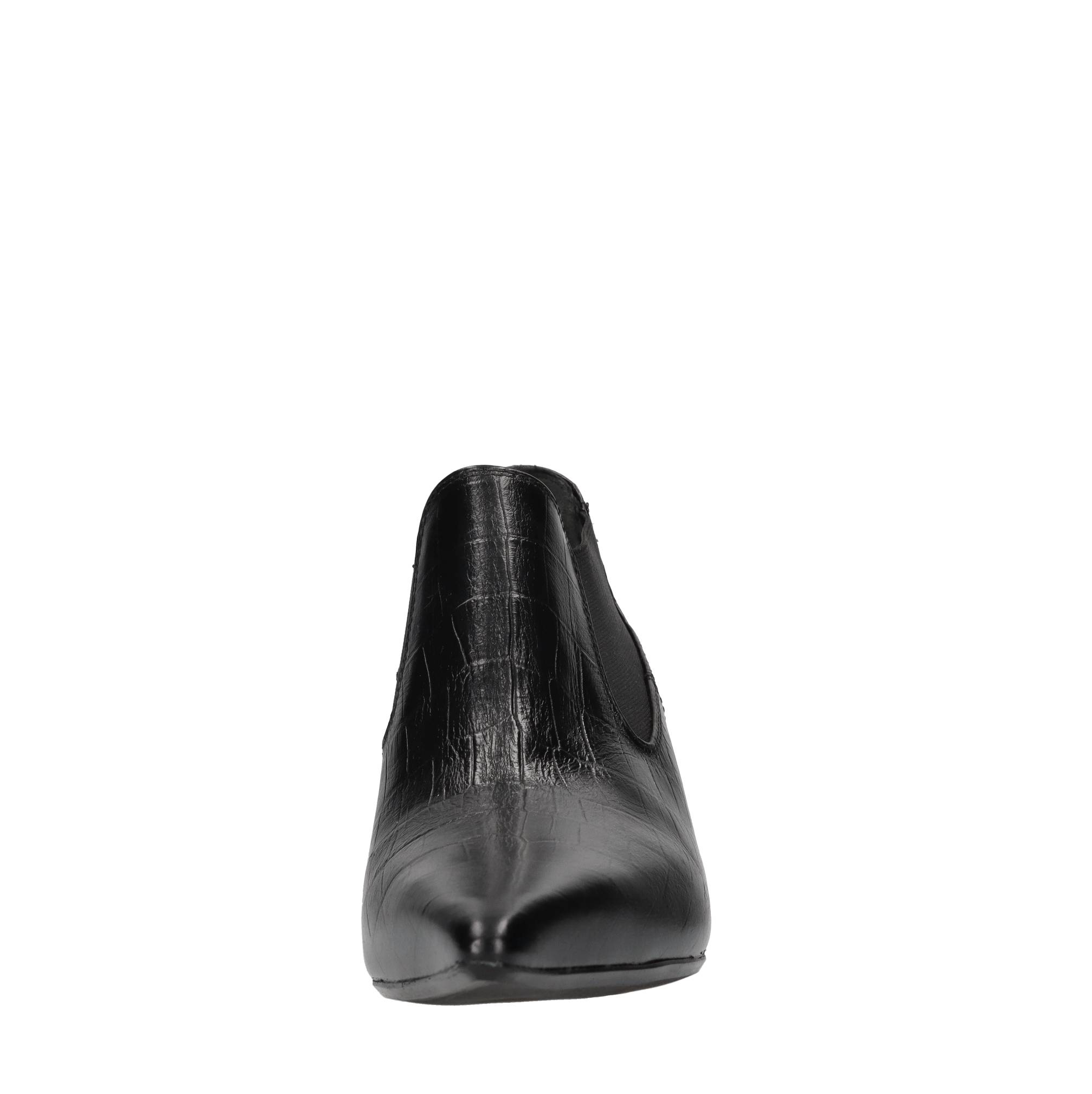 Anna F. Botas Negro