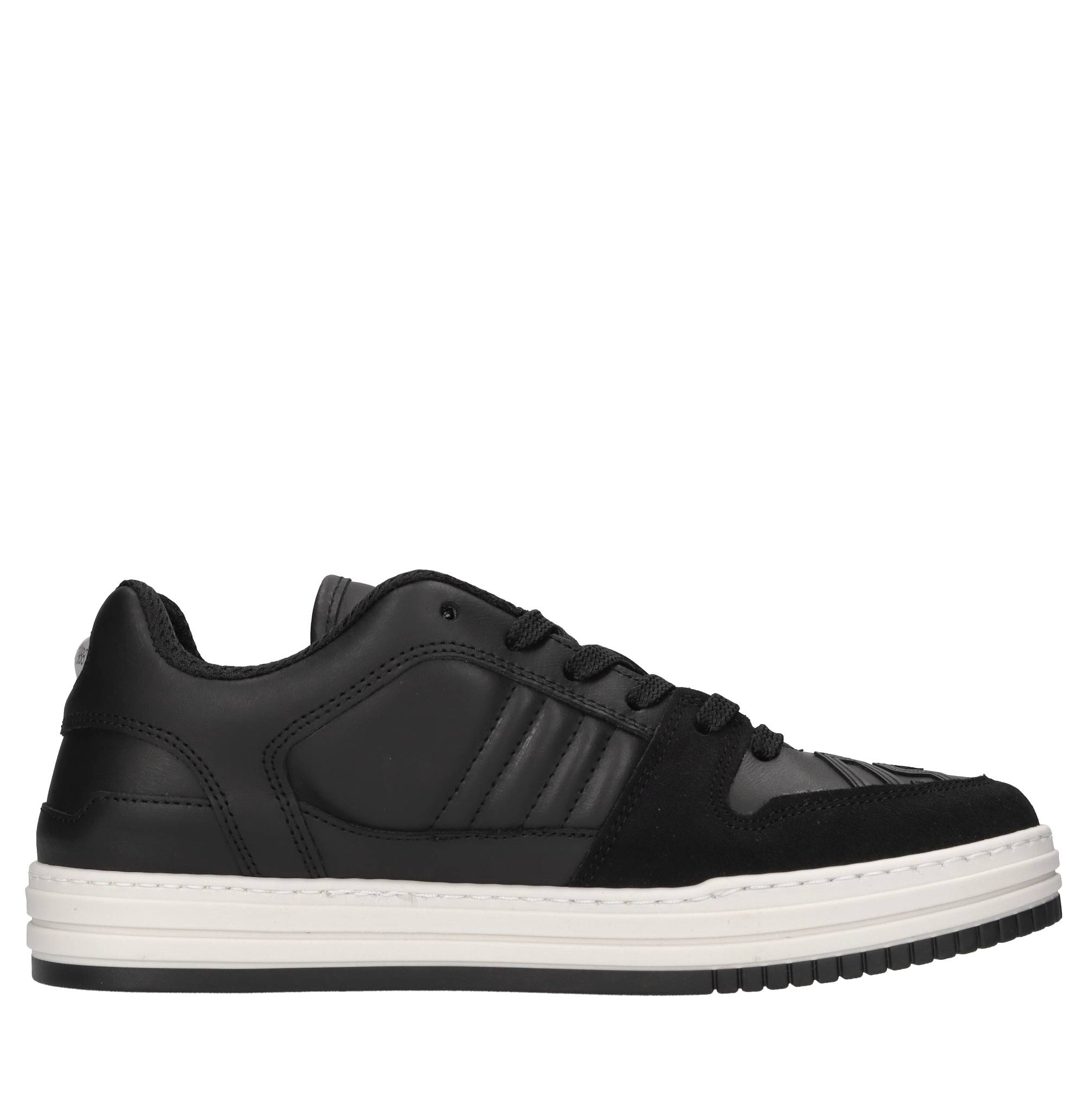 Gcds Black Sneakers
