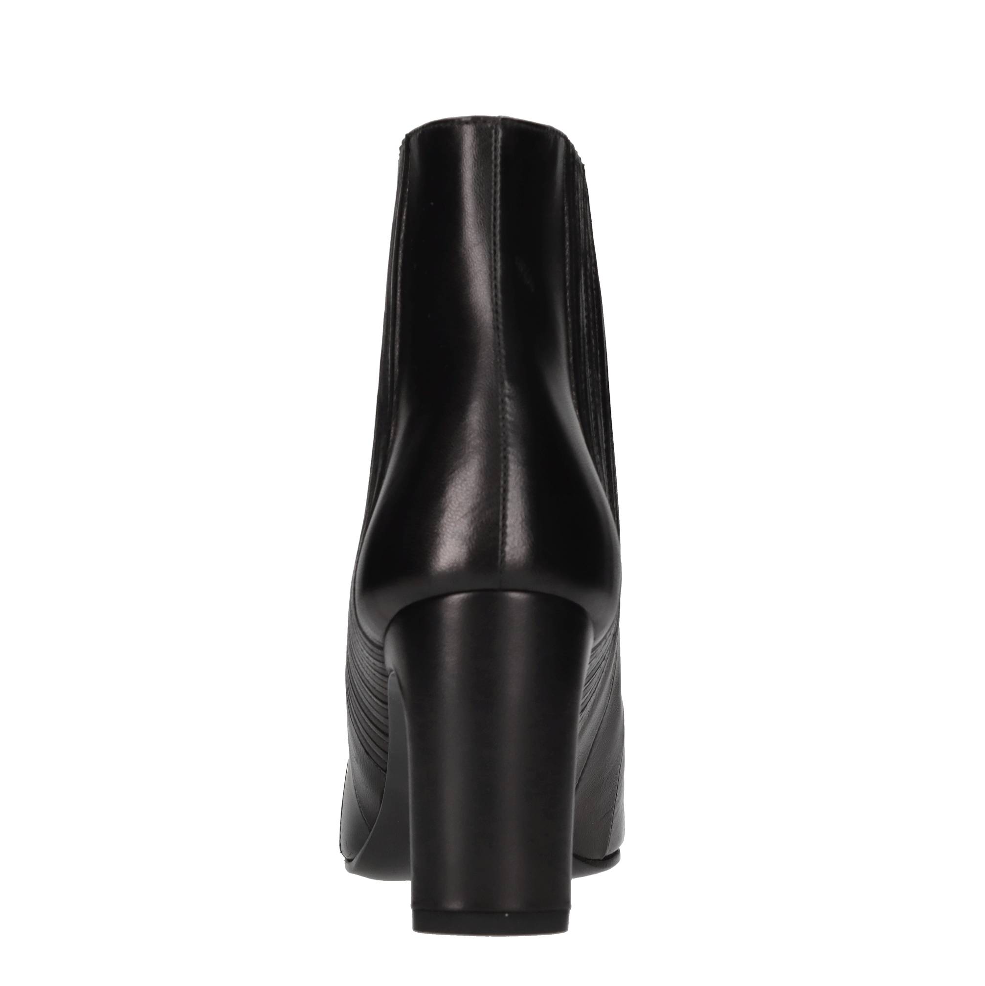 Michel Vivien Chausser Paris Bottes noires