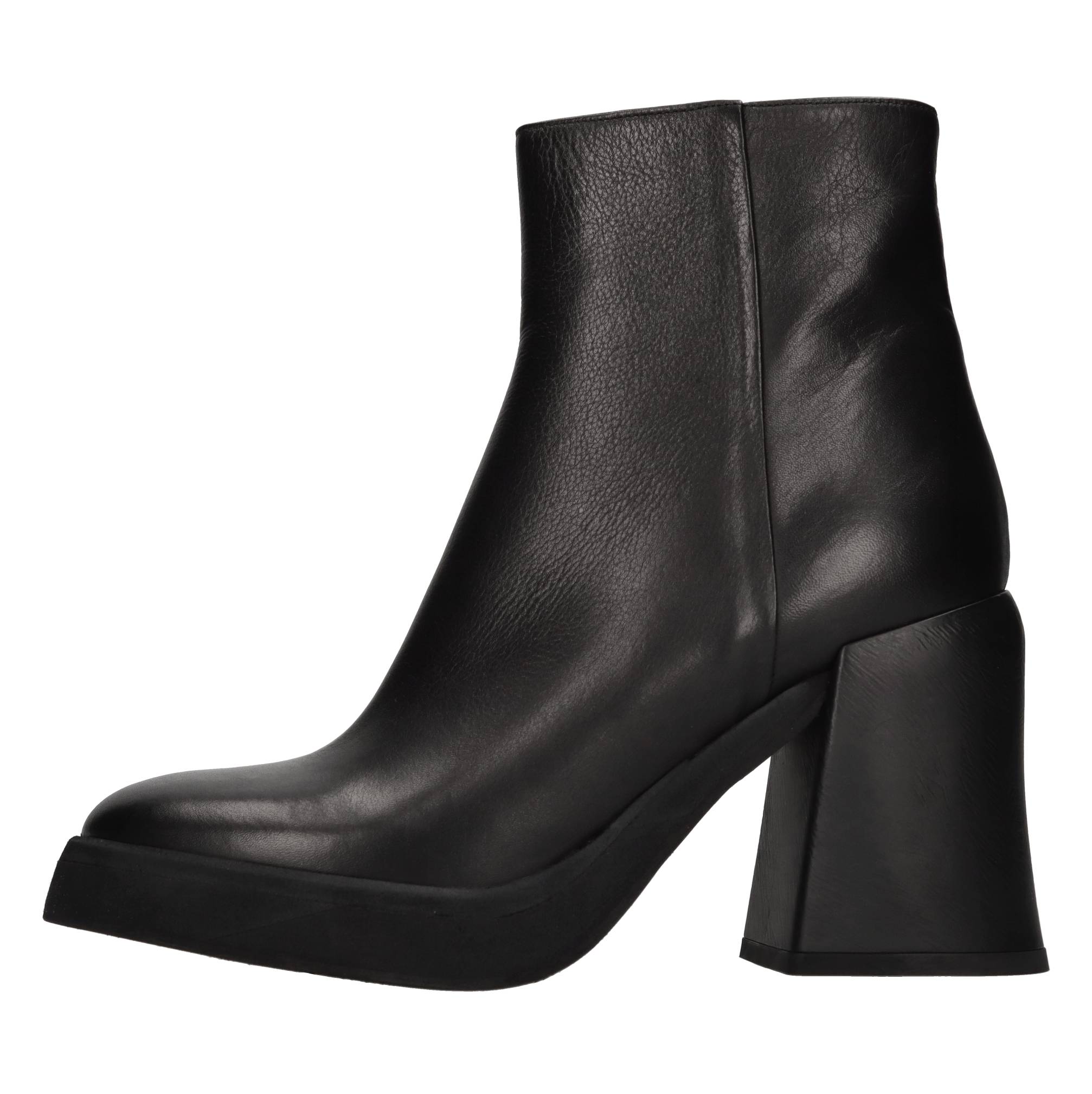 Strategia Botas Negro
