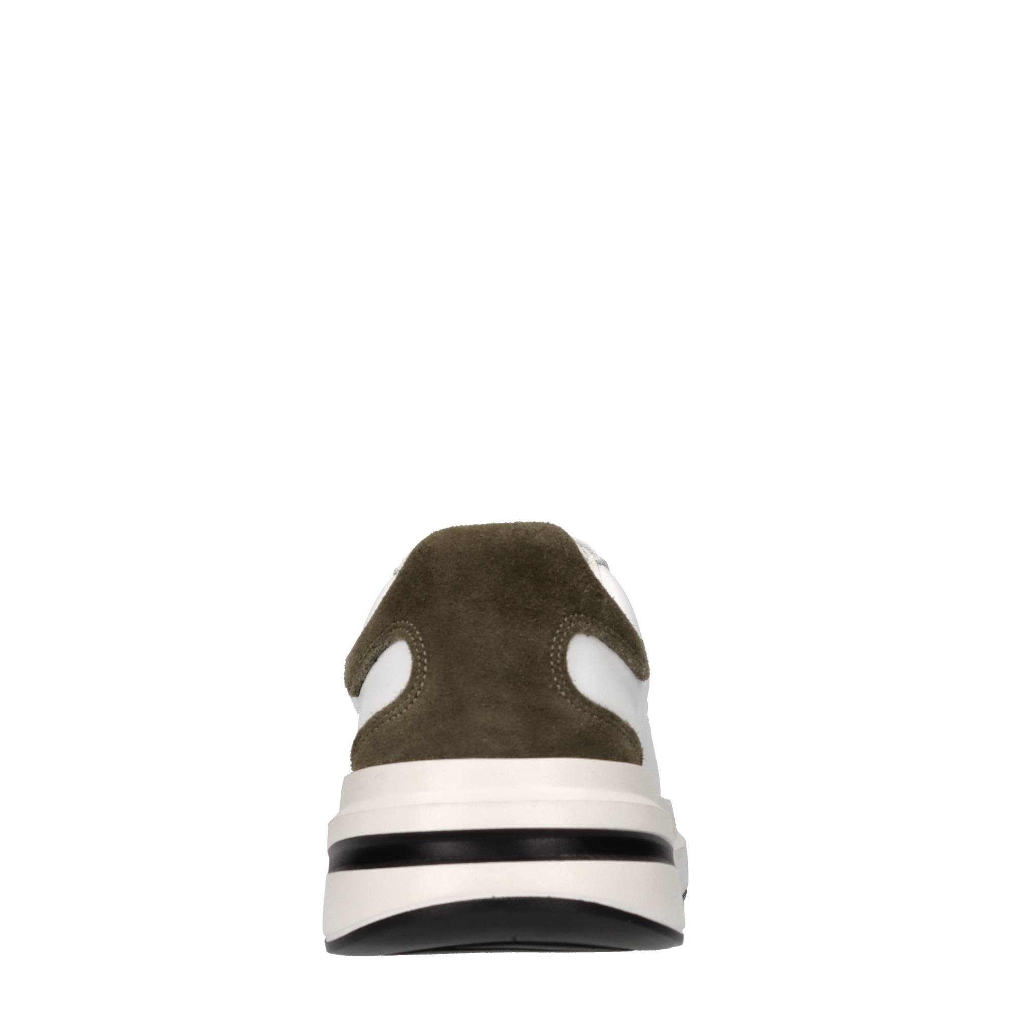 Guess Weiße Sneaker