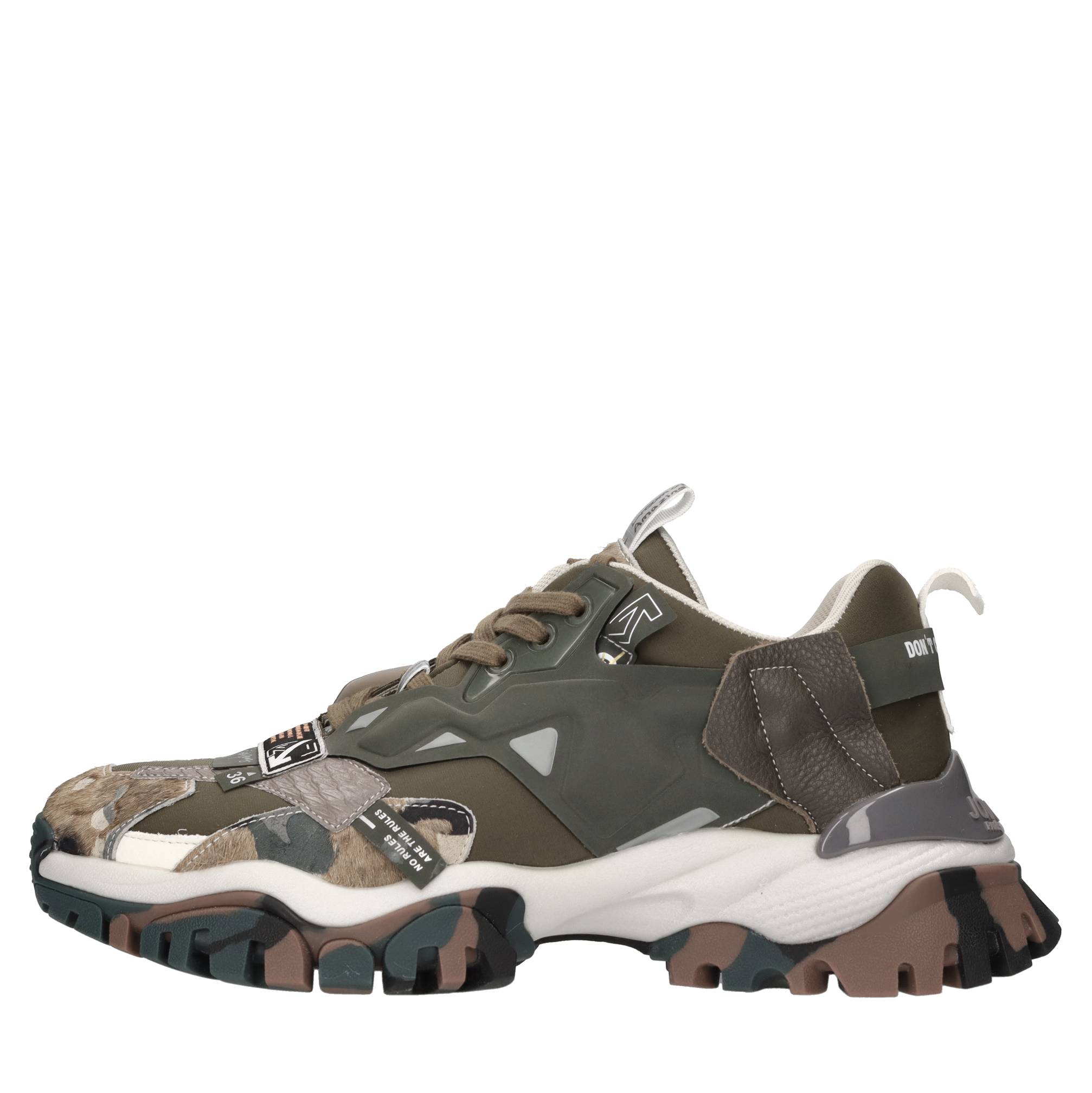 JOIA PARIS Sneakers