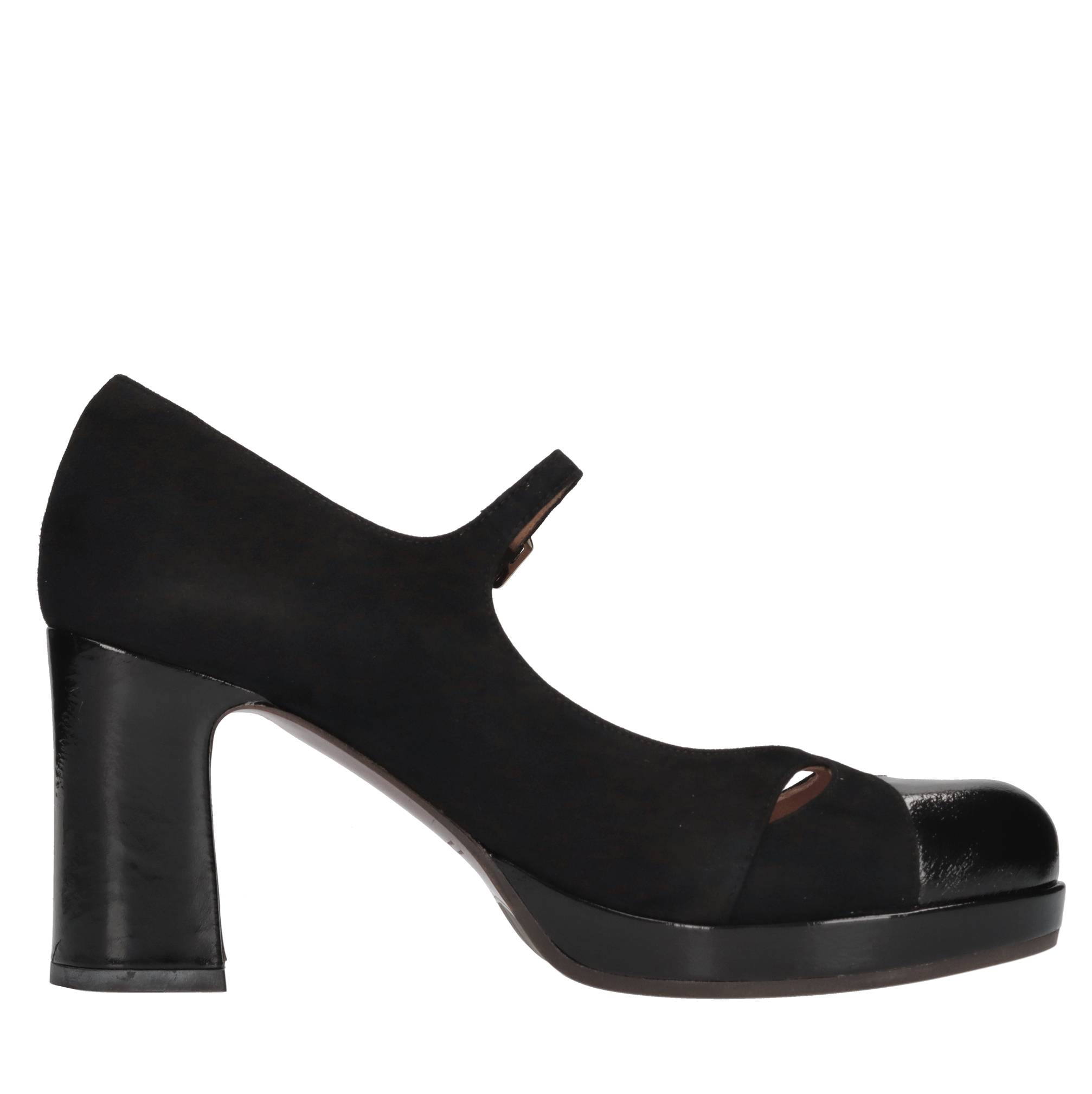 Chie Mihara With Heel