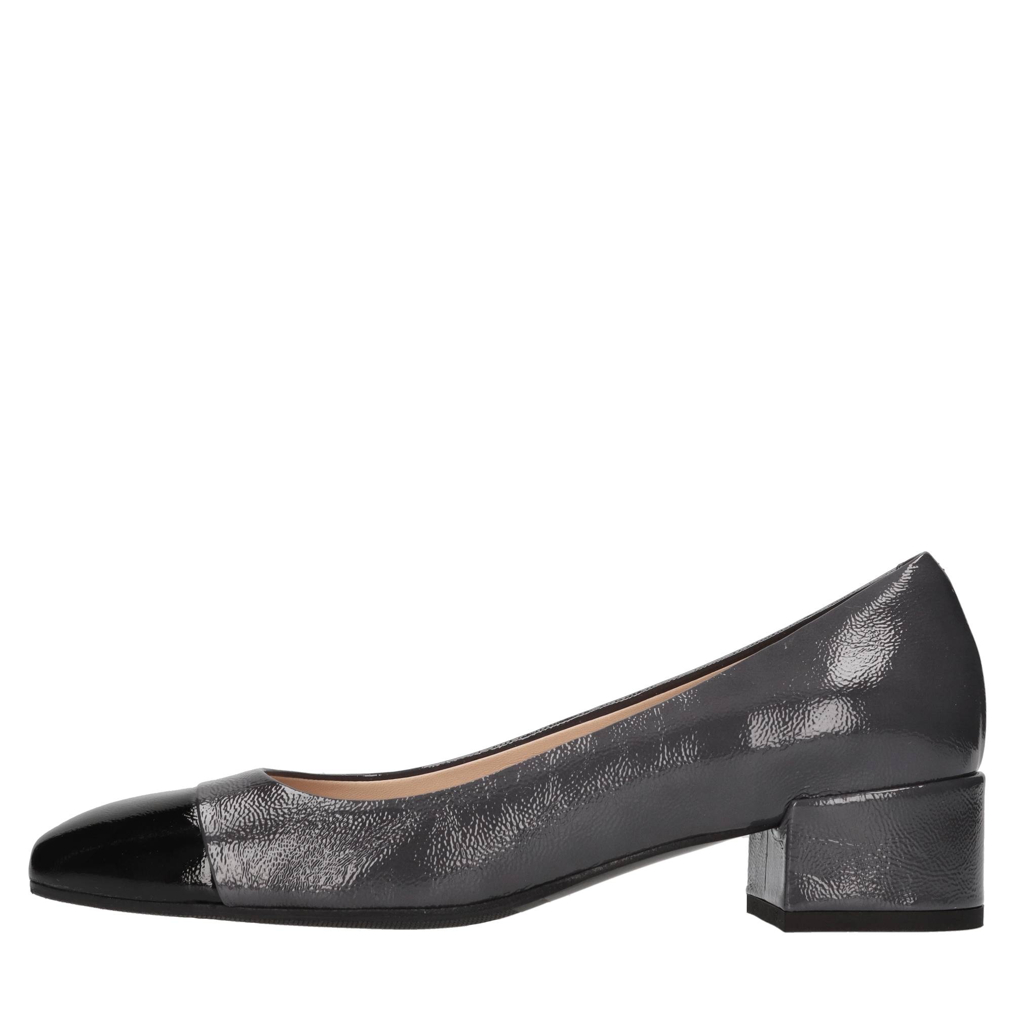 Fru Chaussures avec talon gris
