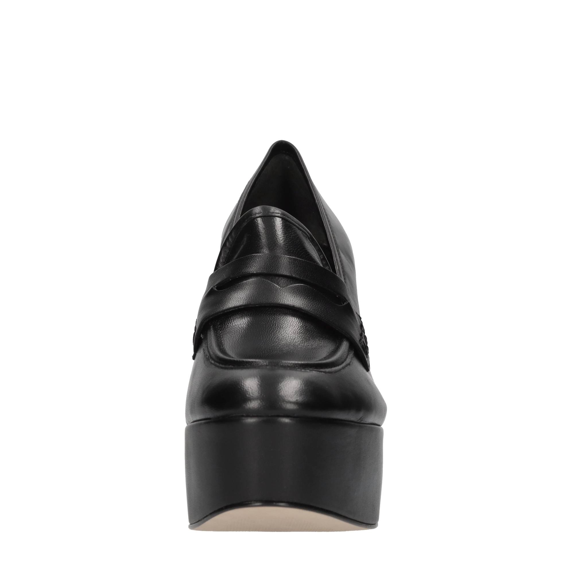 Carrano Lage schoenen zwart