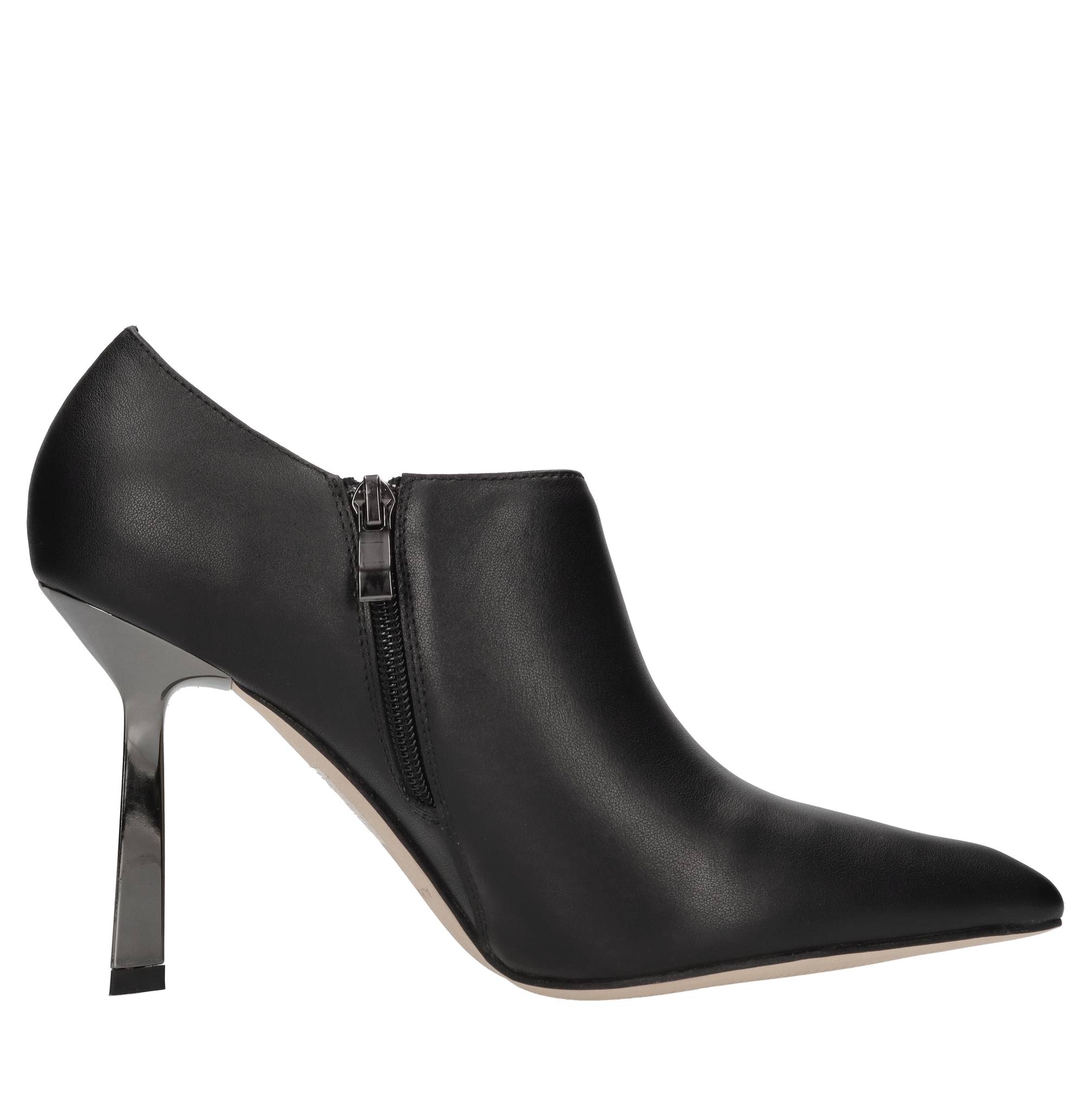 Alma En Pena Schoenen met zwarte hak