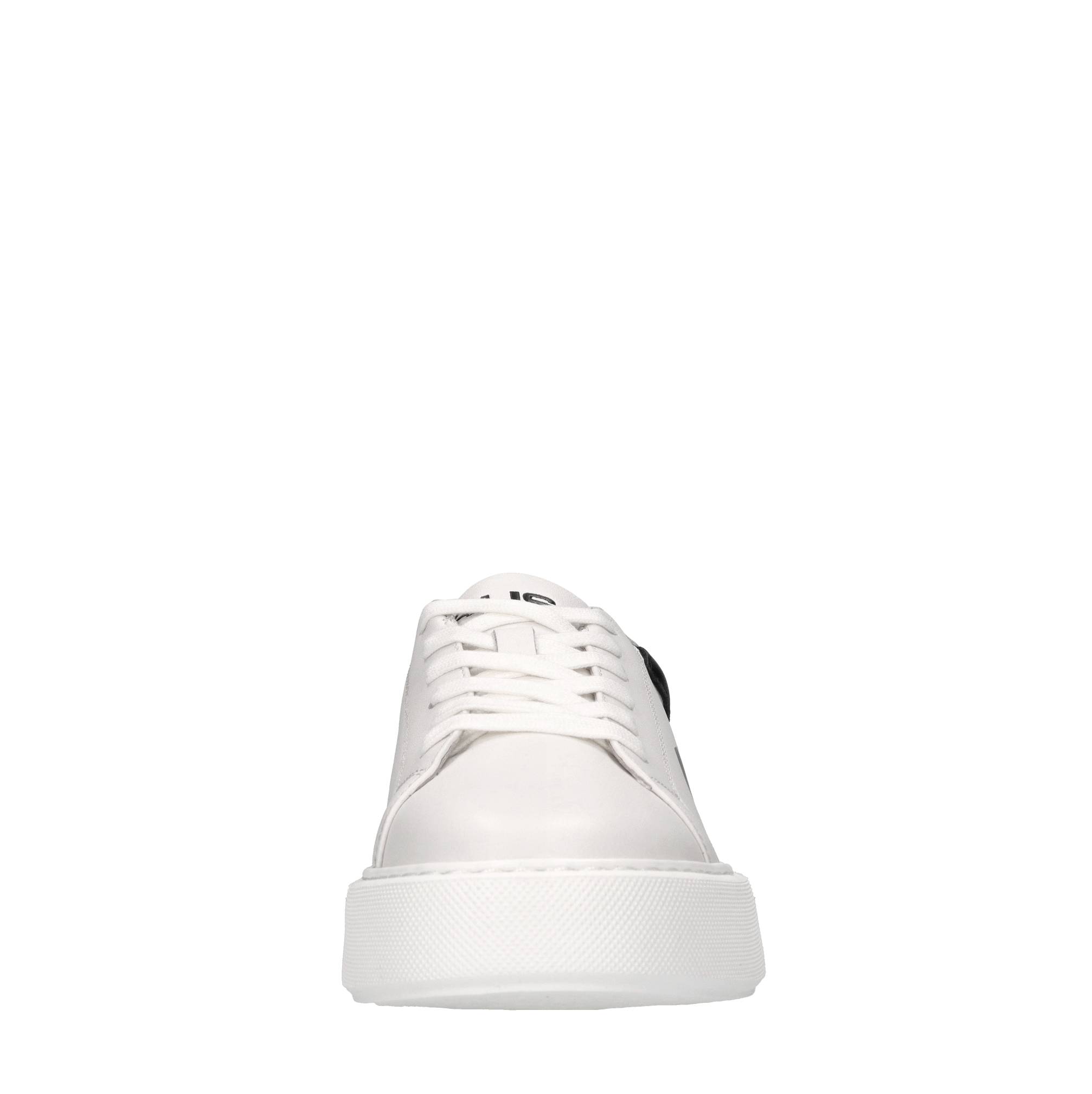 ♪ 4us White Sneakers