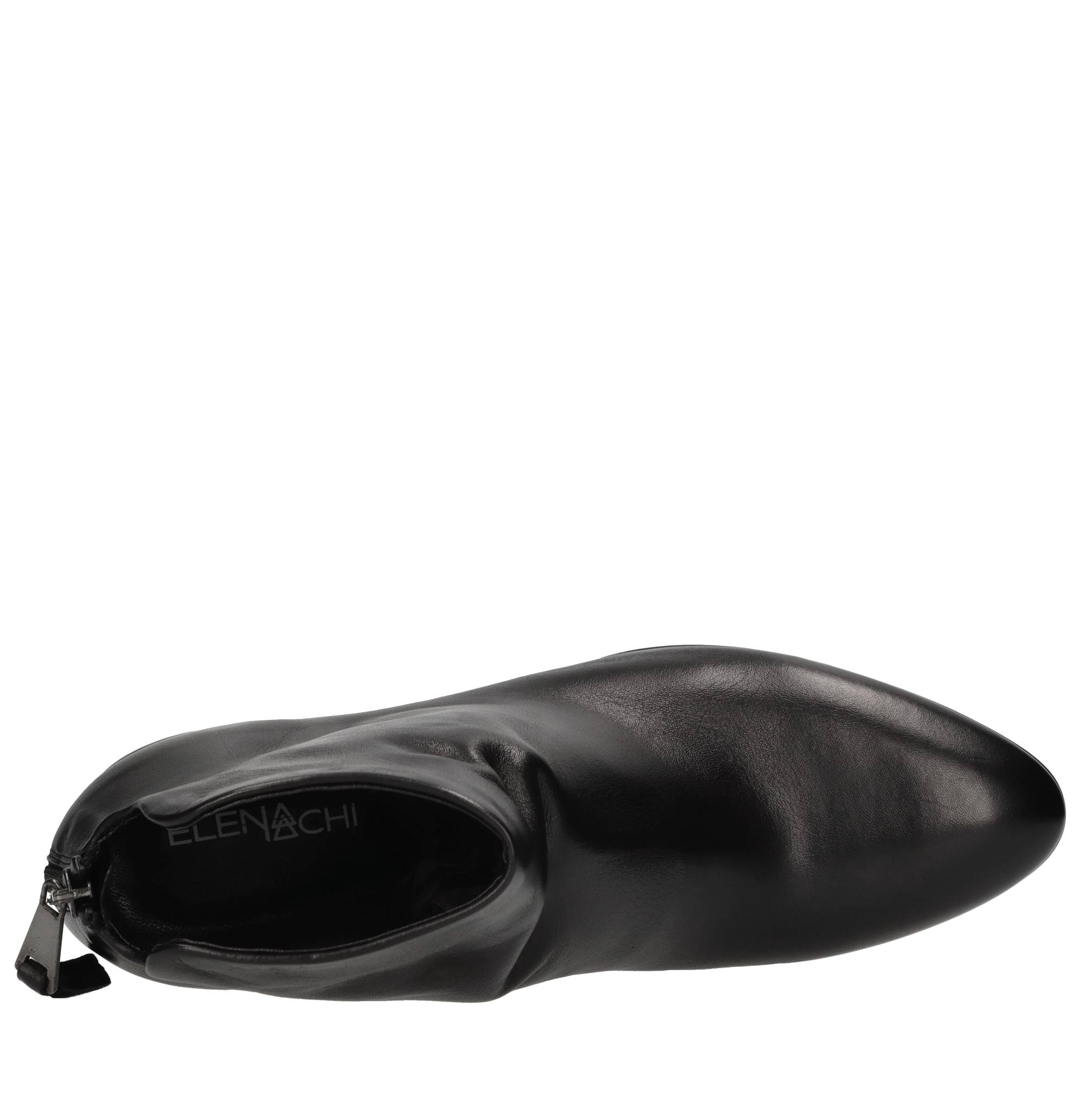 Elena Iachi Bottes noires
