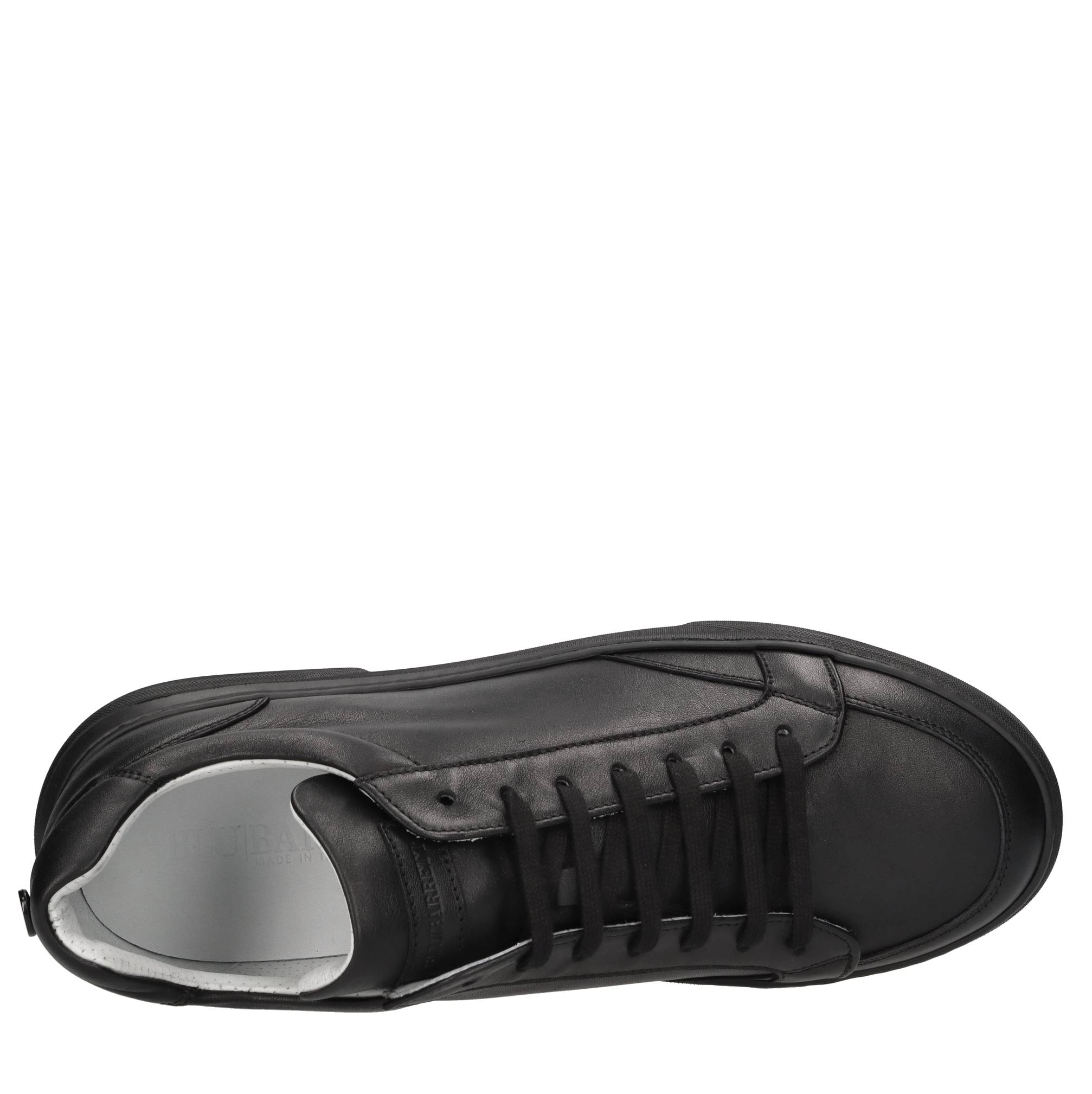 Blu Barrett Schwarze Sneaker