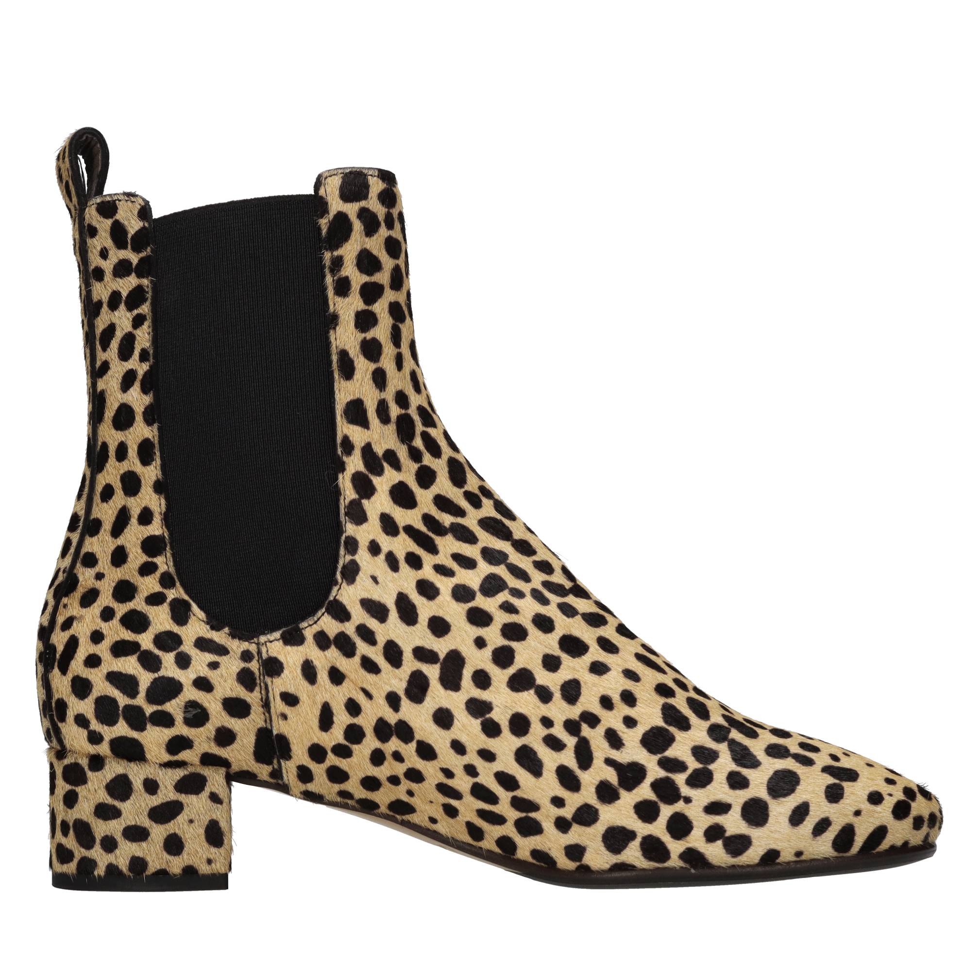 Lorena Paggi Botas de animales