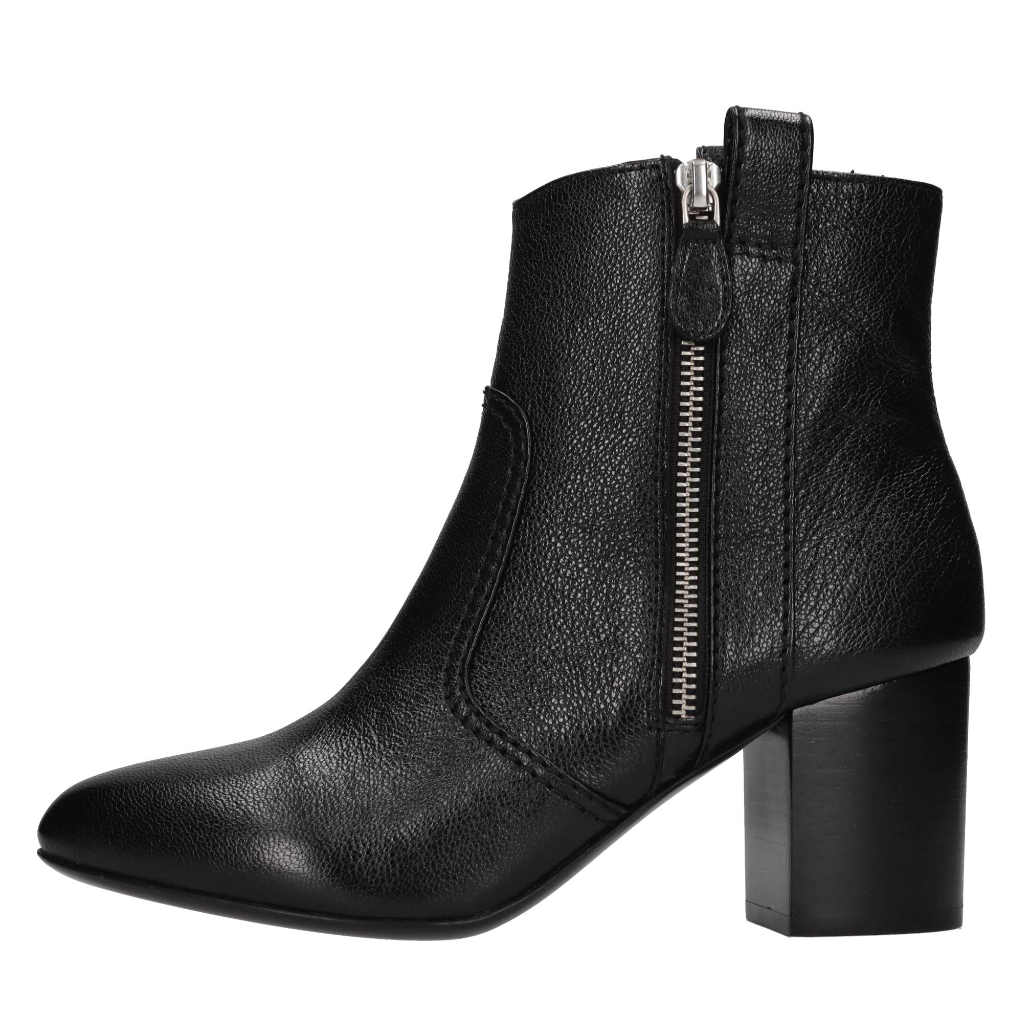 Laurence Decade Bottes noires