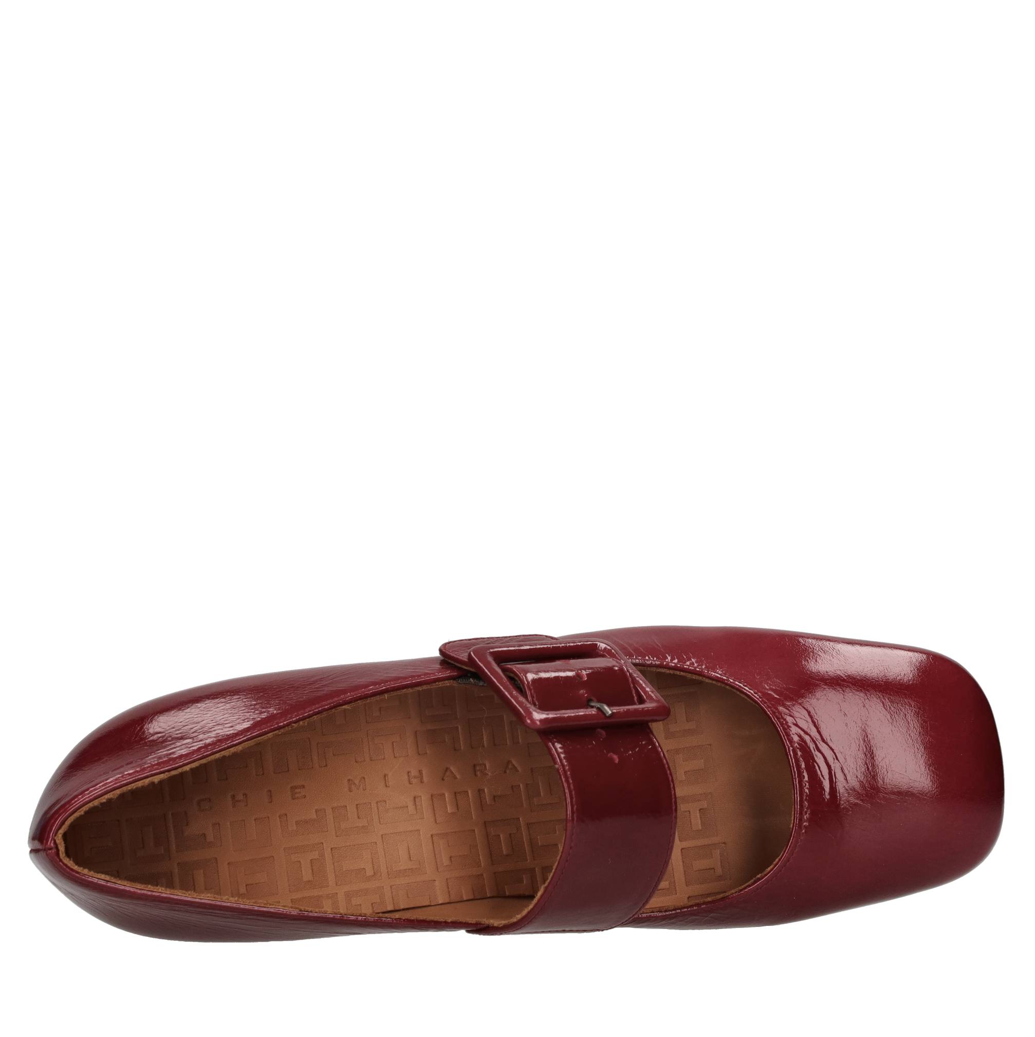 Chie Mihara Zapatos con tacón rojo