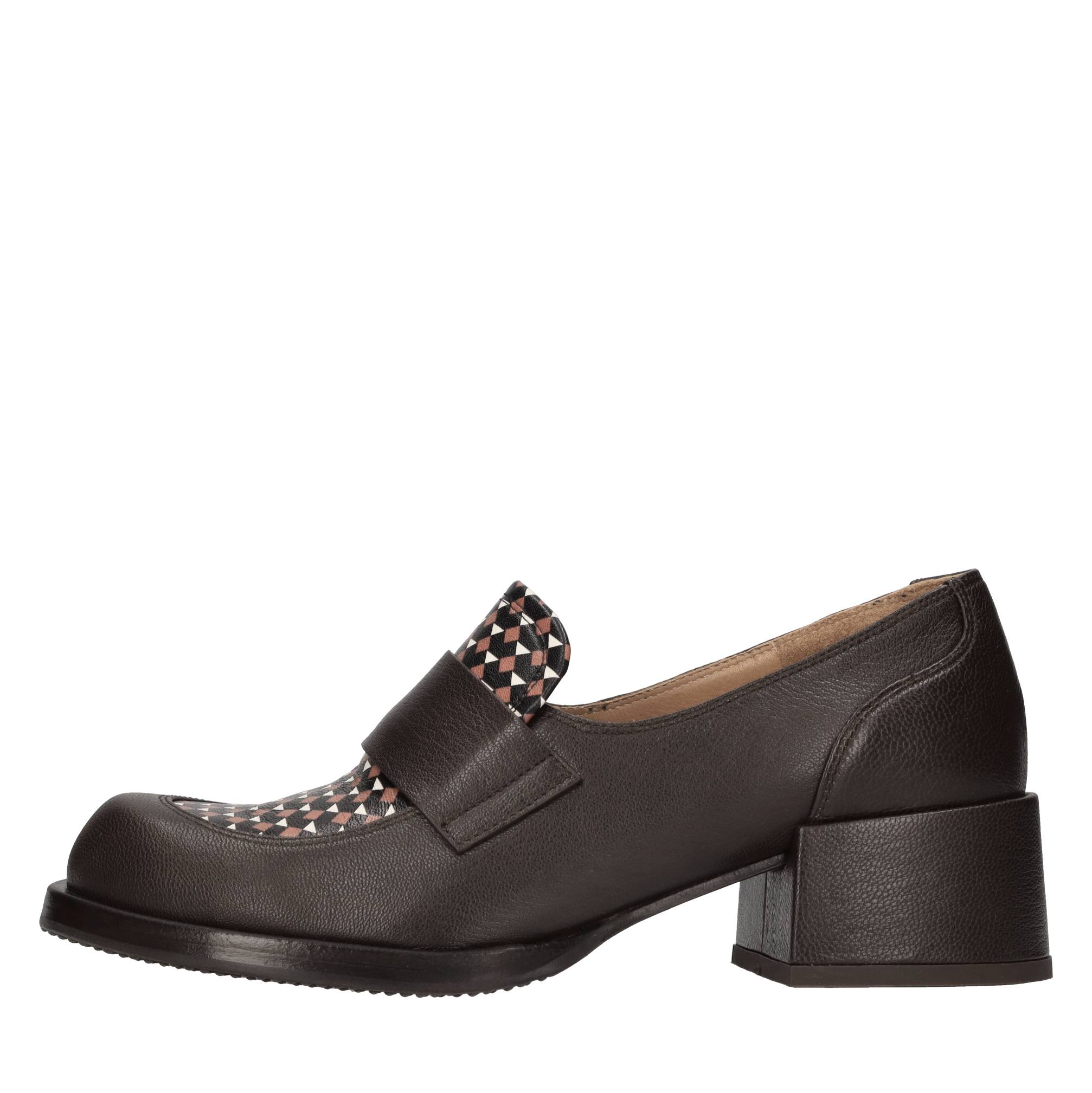 Chie Mihara Lage schoenen Multicolor