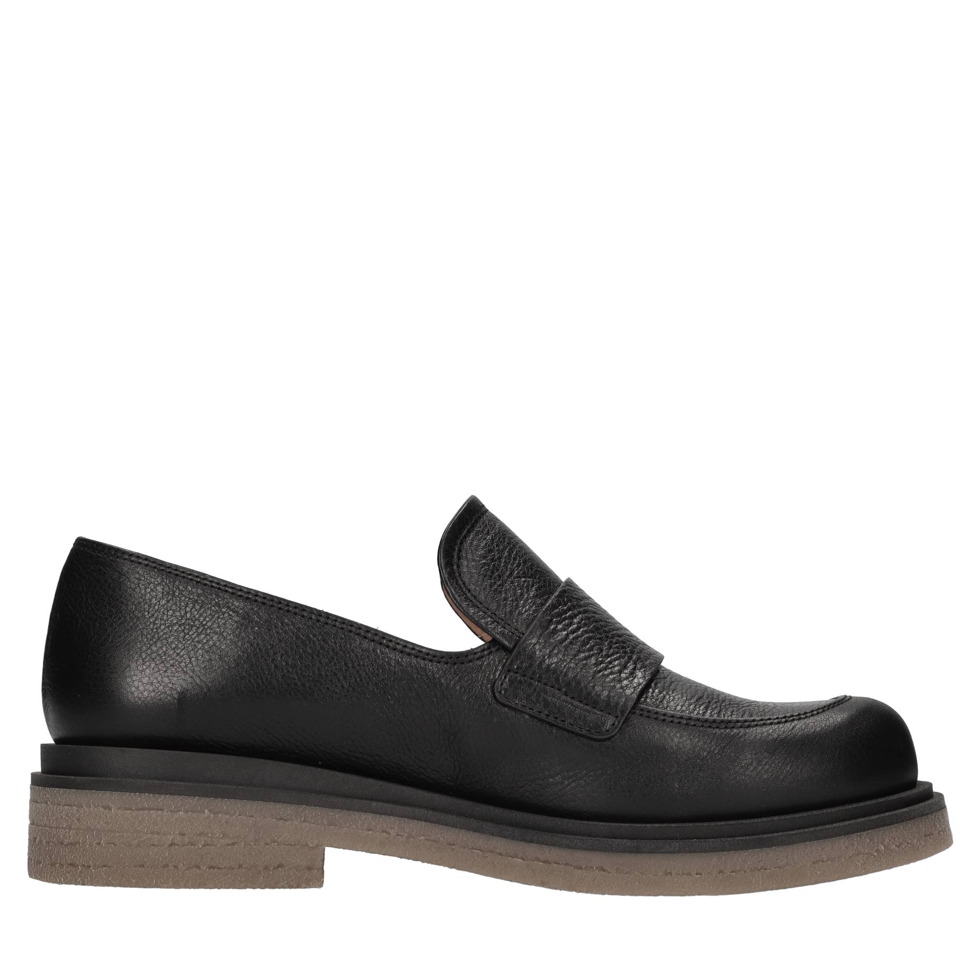 Chie Mihara Niedrig Schuhe Schwarz