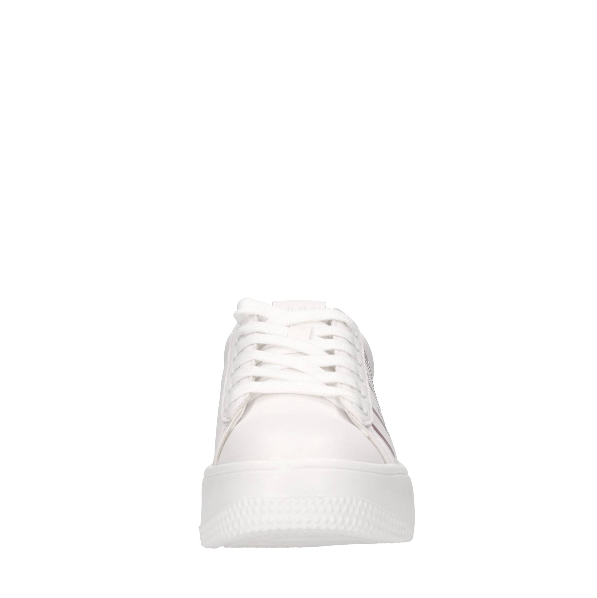 ICON Sneakers
