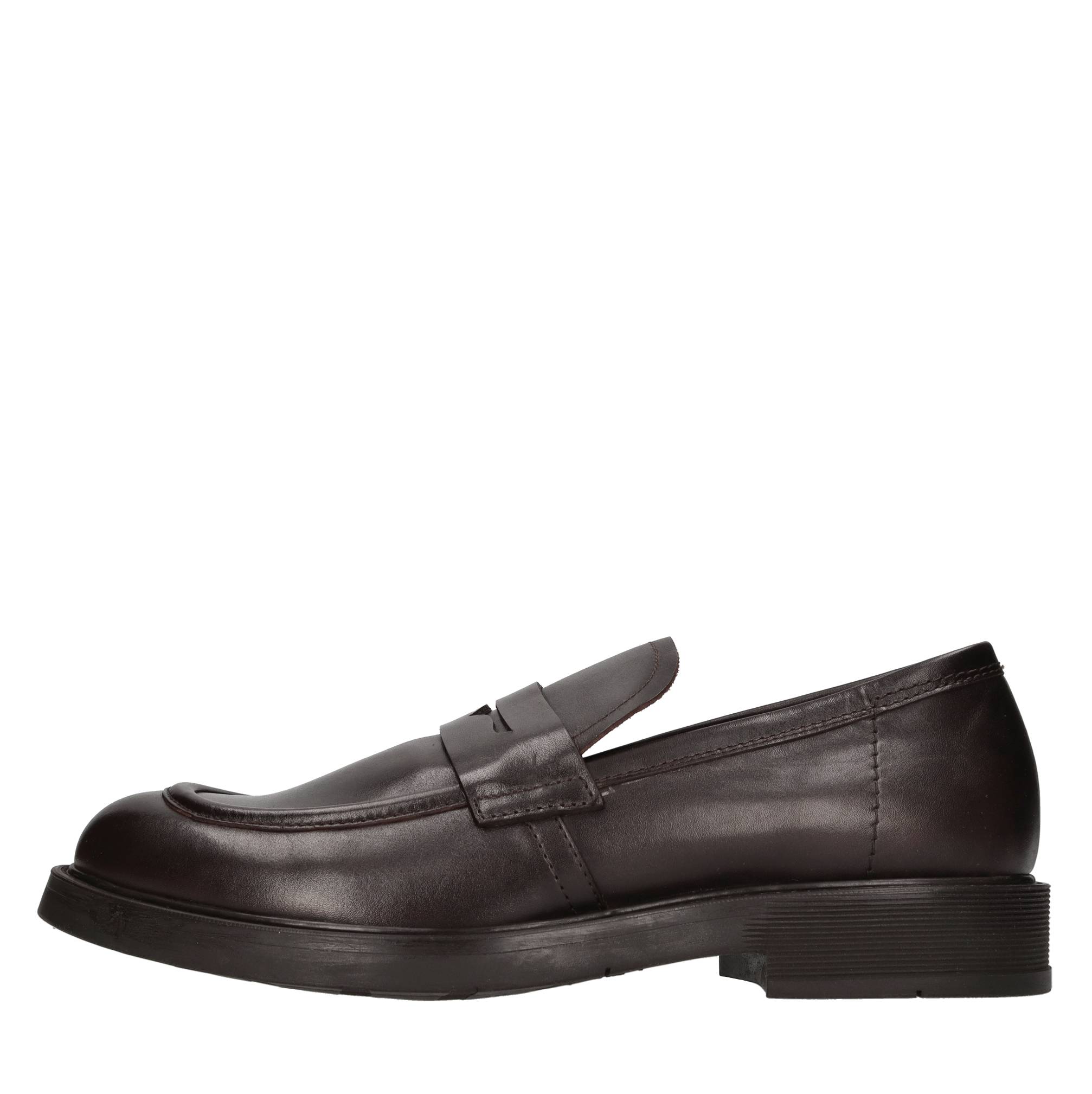 HUNDRED 100 Scarpe basse Testa di moro