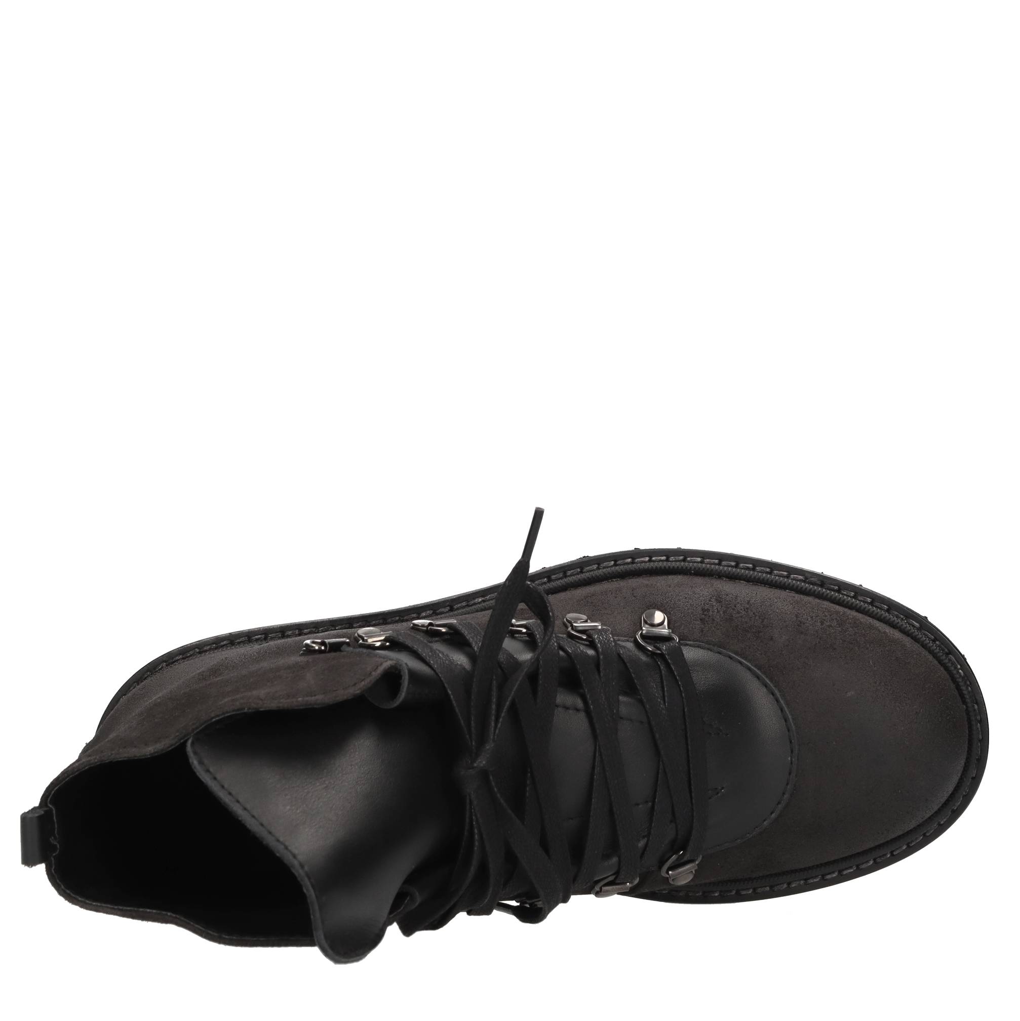 Hundred 100 Bottes noires