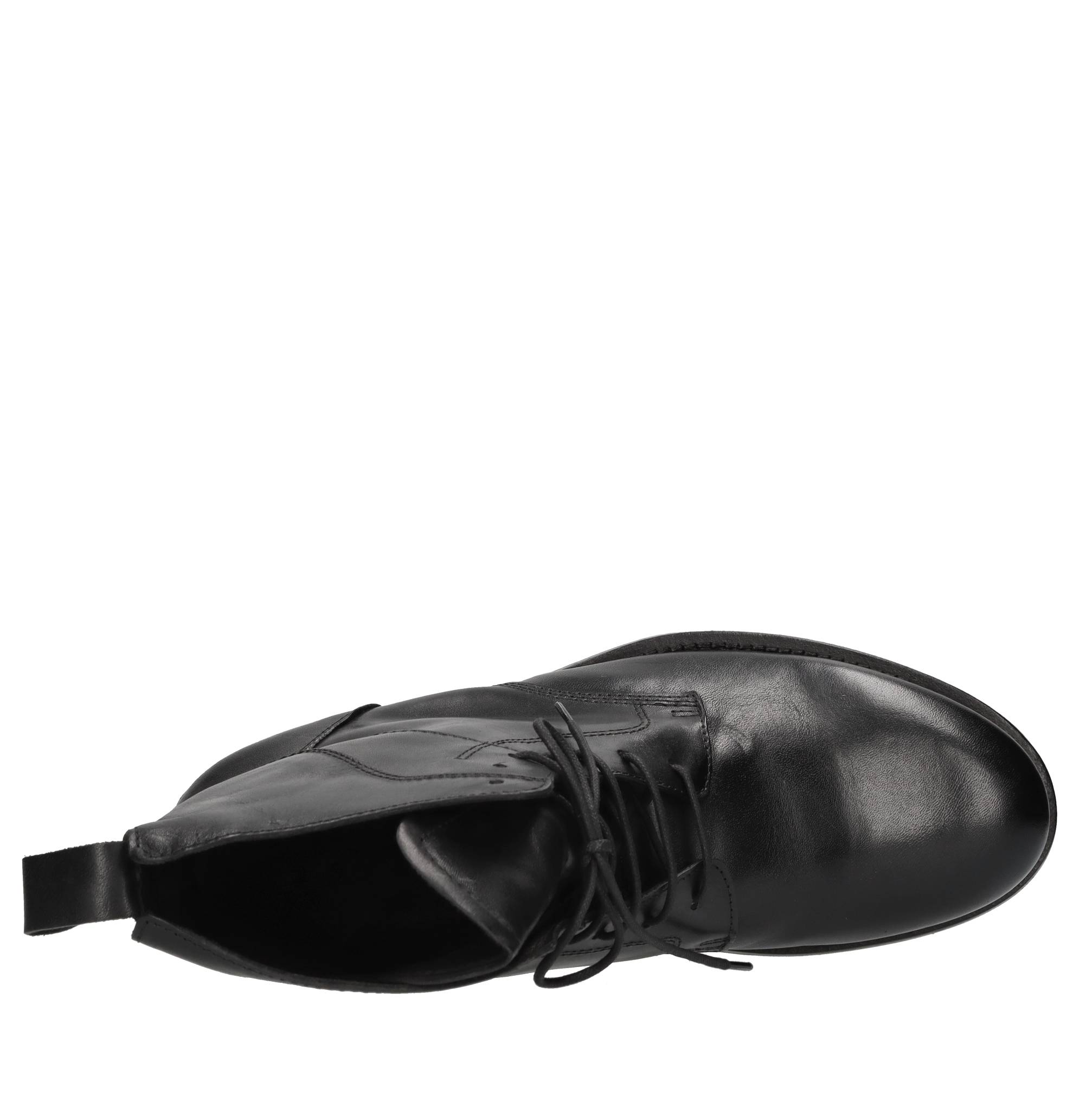 Hundred 100 Bottes noires