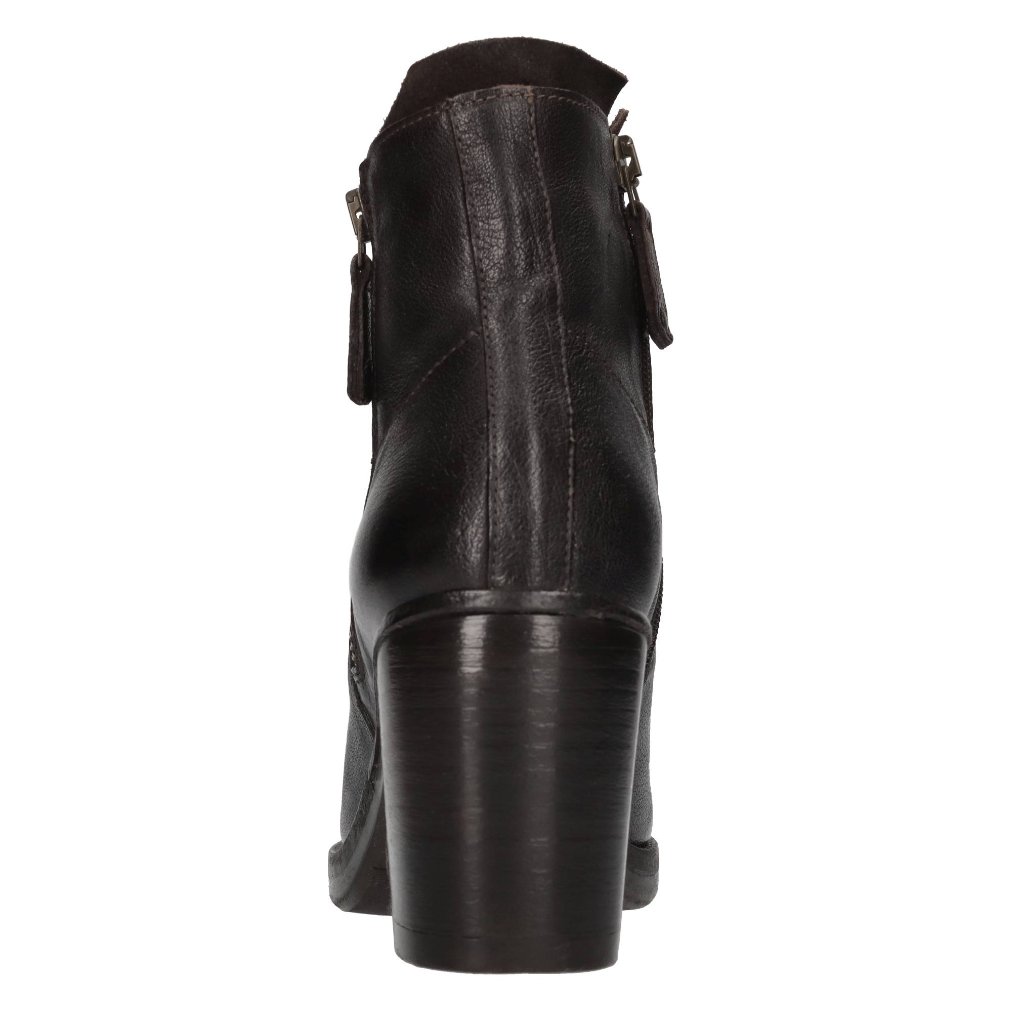 Hundred 100 Bottes Moro Head