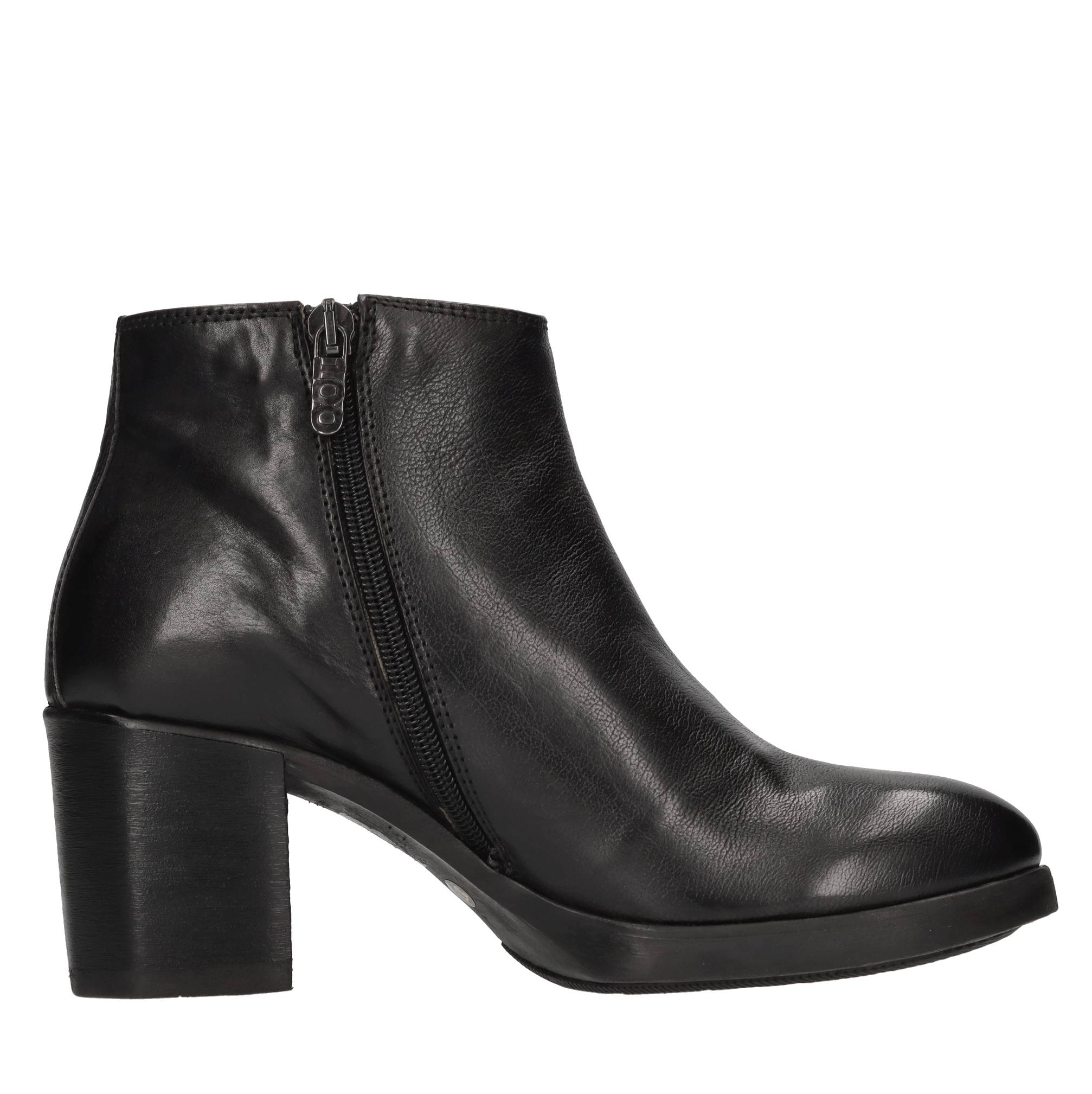 HUNDRED 100 Boots