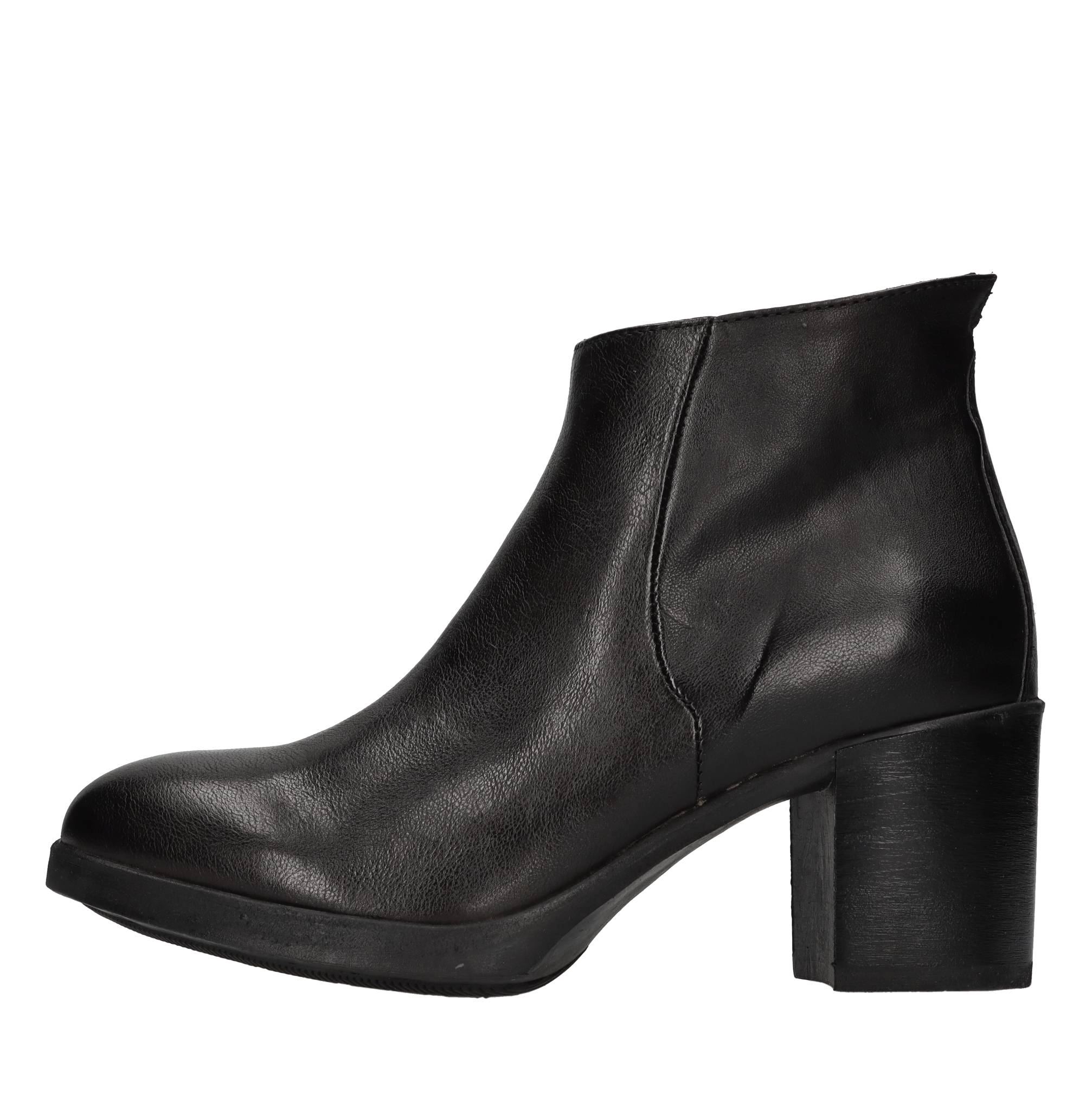 HUNDRED 100 Stivali Nero