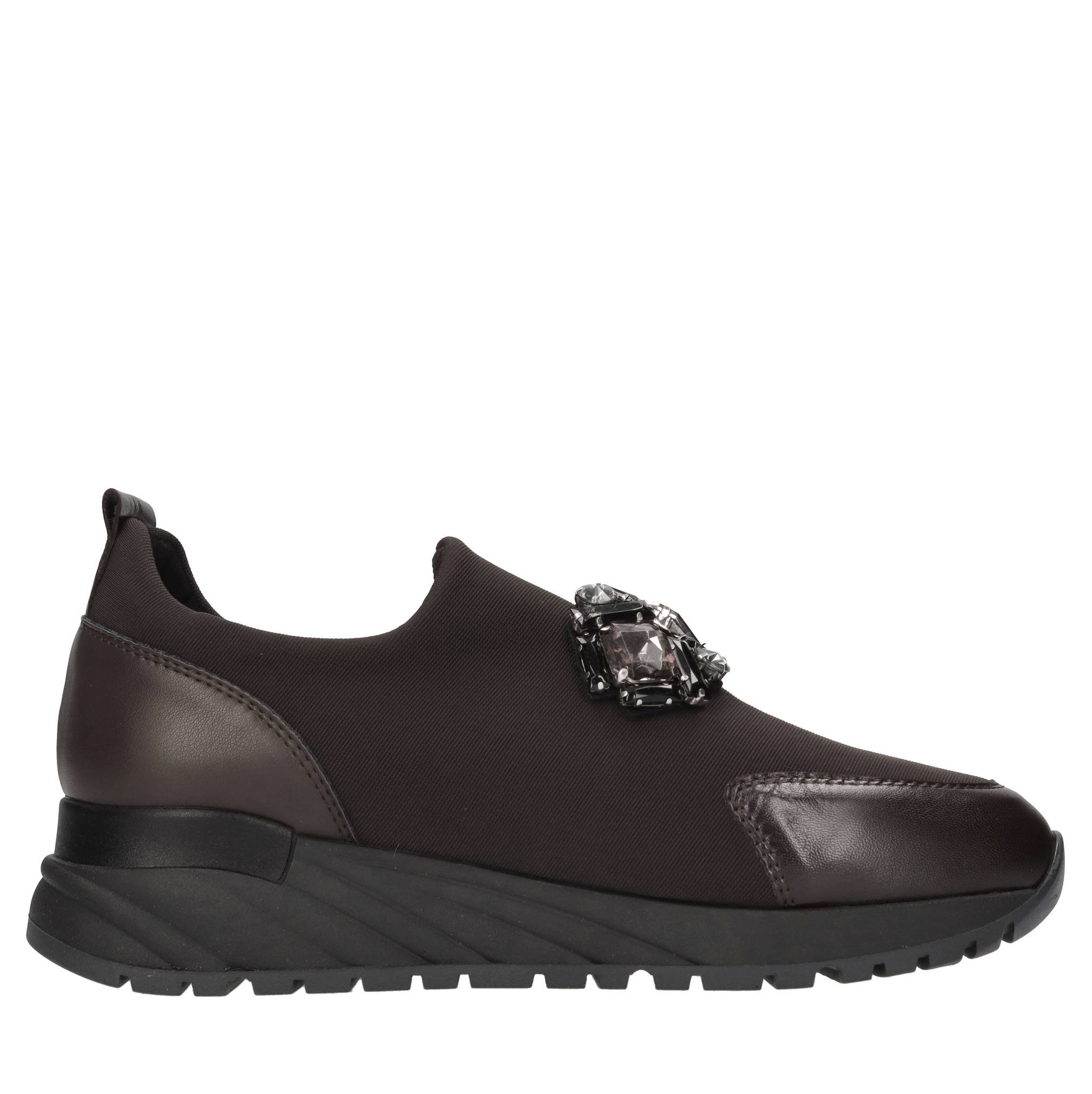 DONNA SERENA Flat shoes
