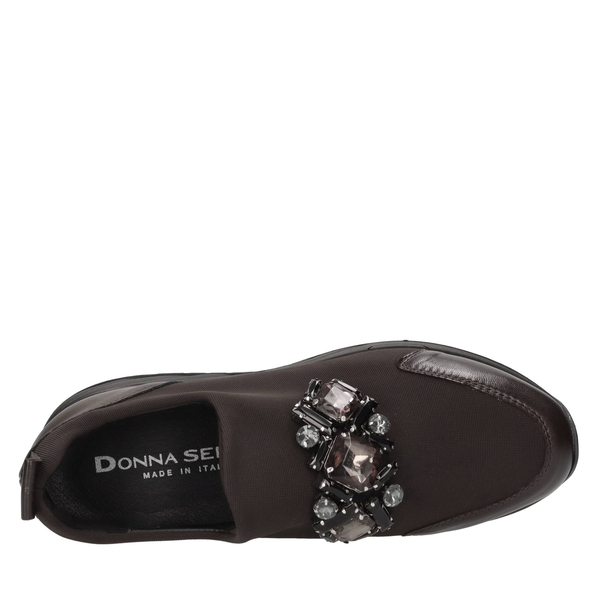 DONNA SERENA Flat shoes