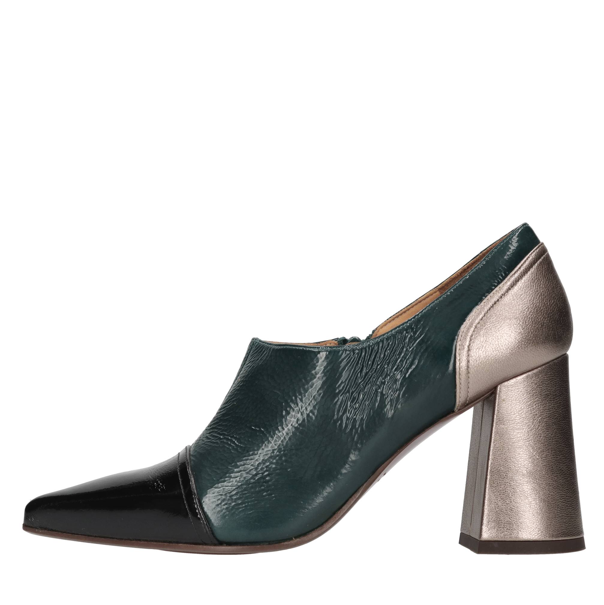 Chie Mihara Chaussures avec talon multicolore