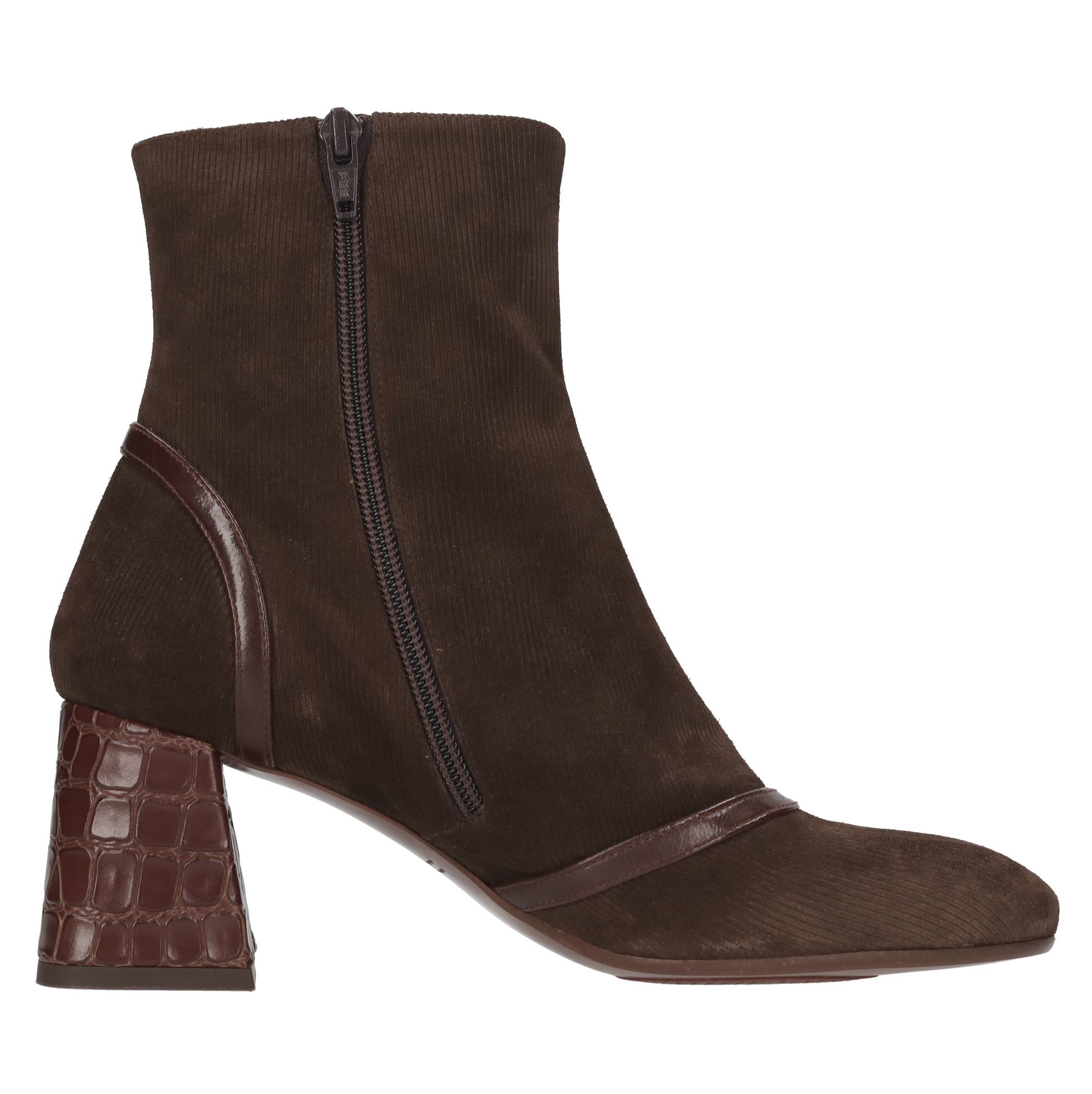 Chie Mihara Boots