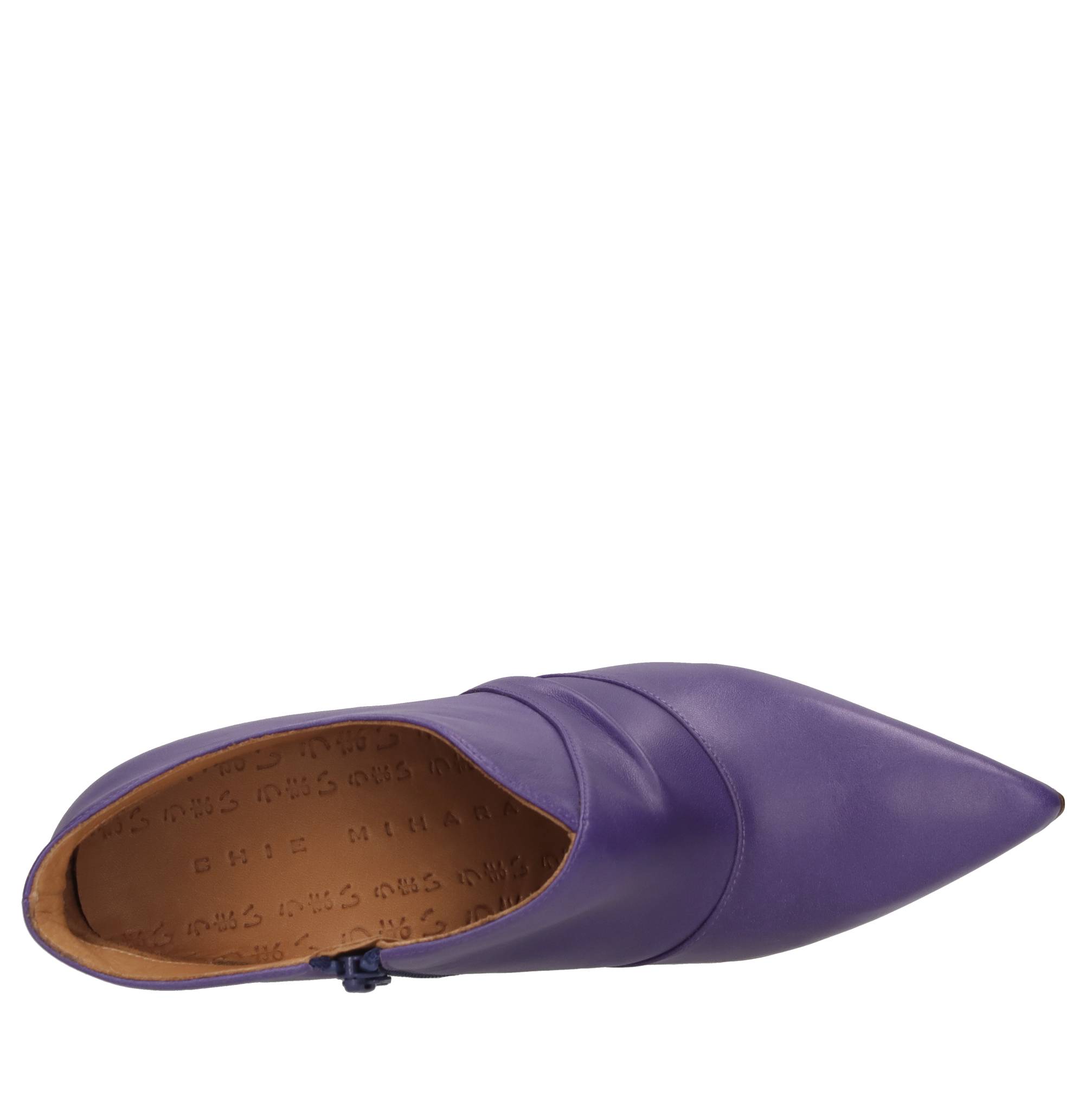 Chie Mihara With Heel