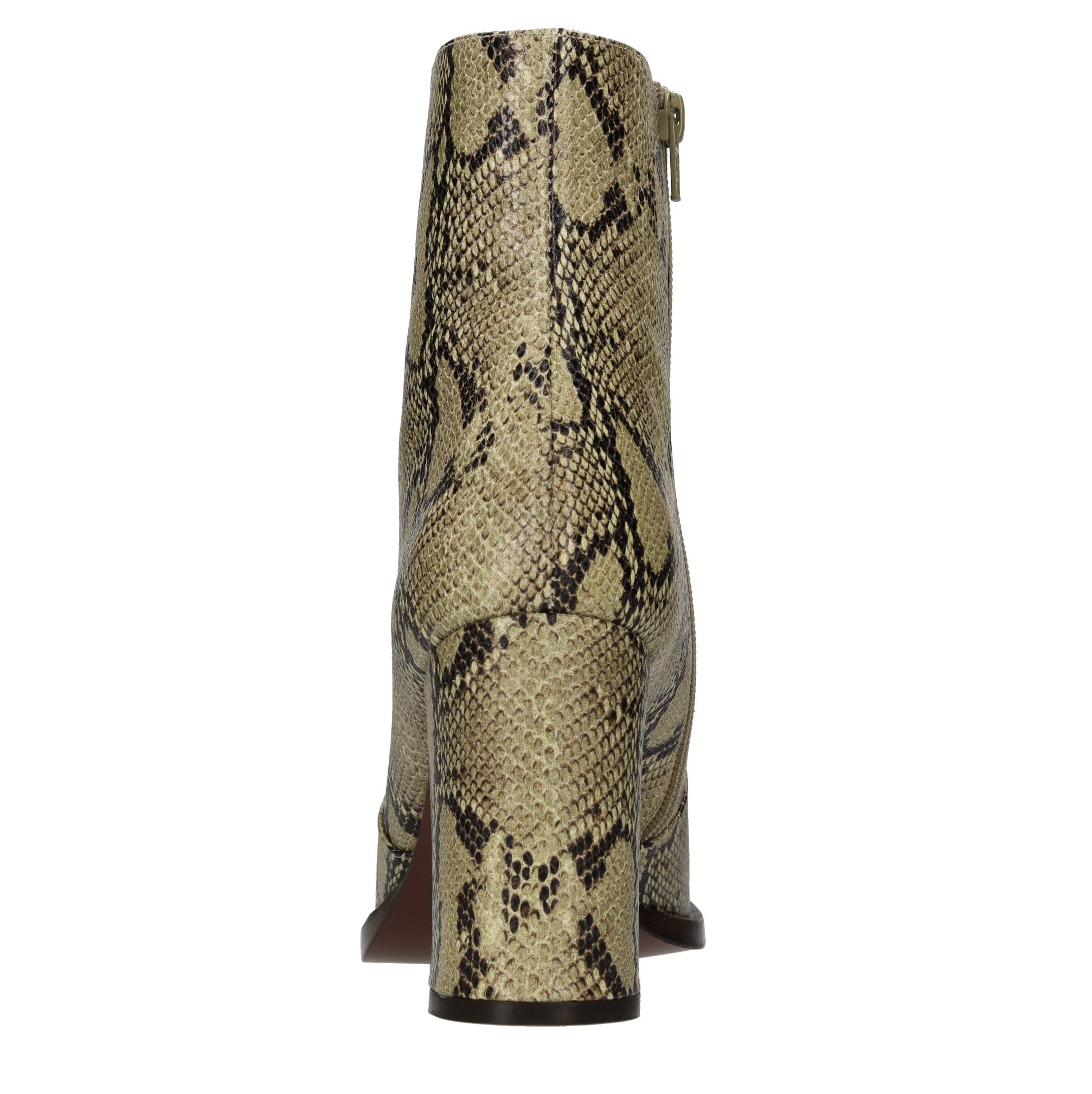 Chie Mihara Bottes animales