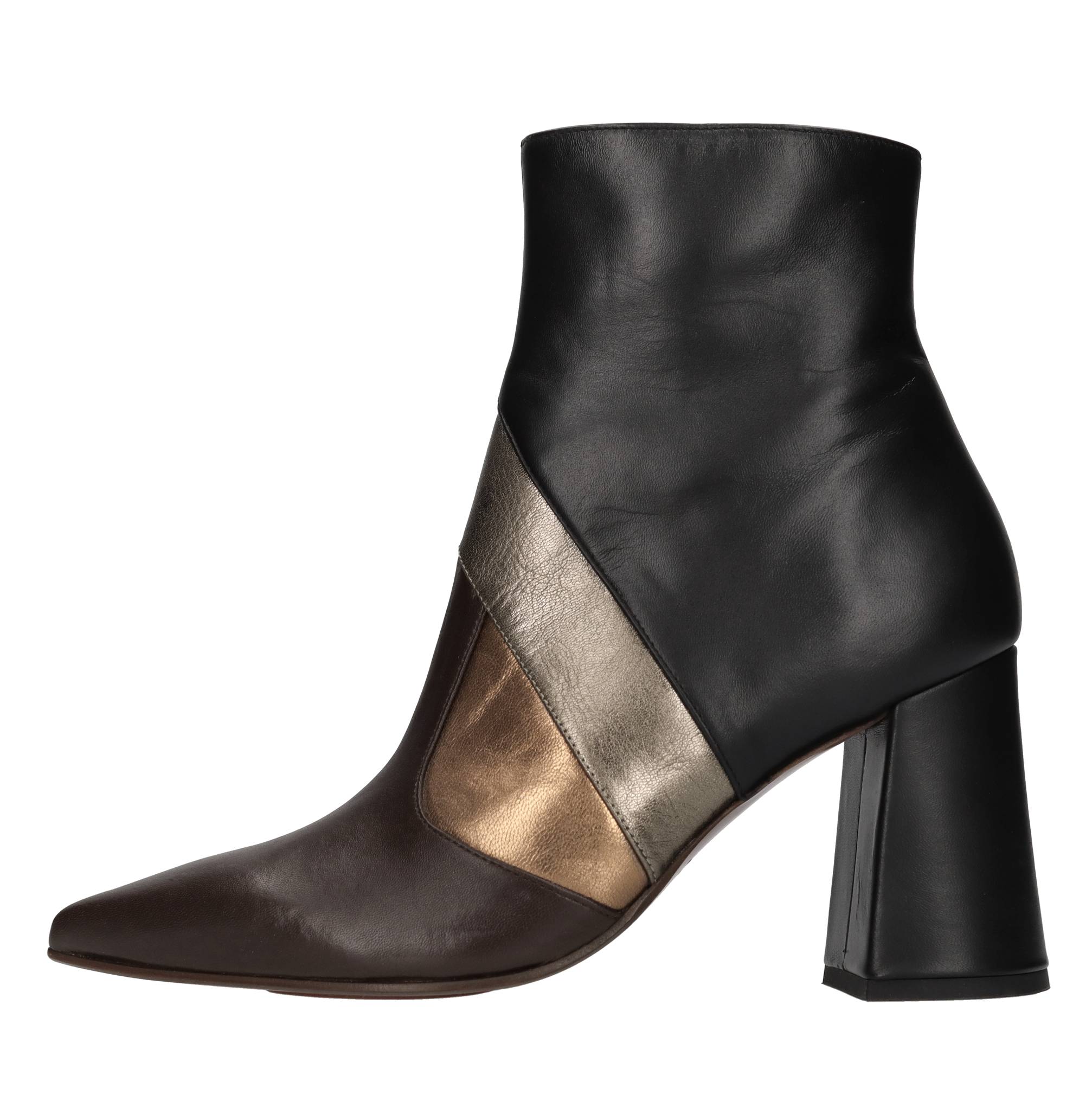 Chie Mihara Botas multicolor