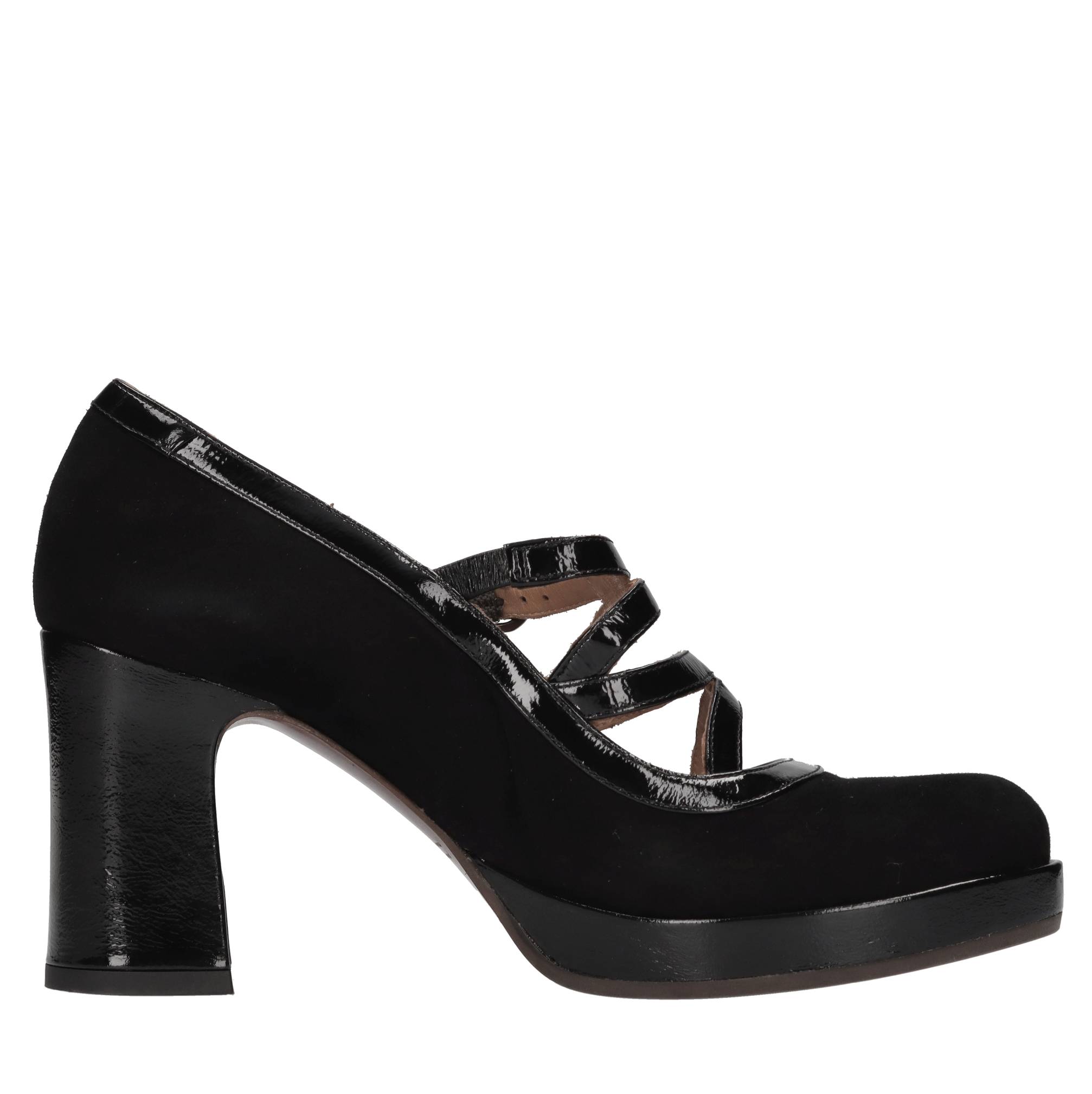 Chie Mihara With Heel
