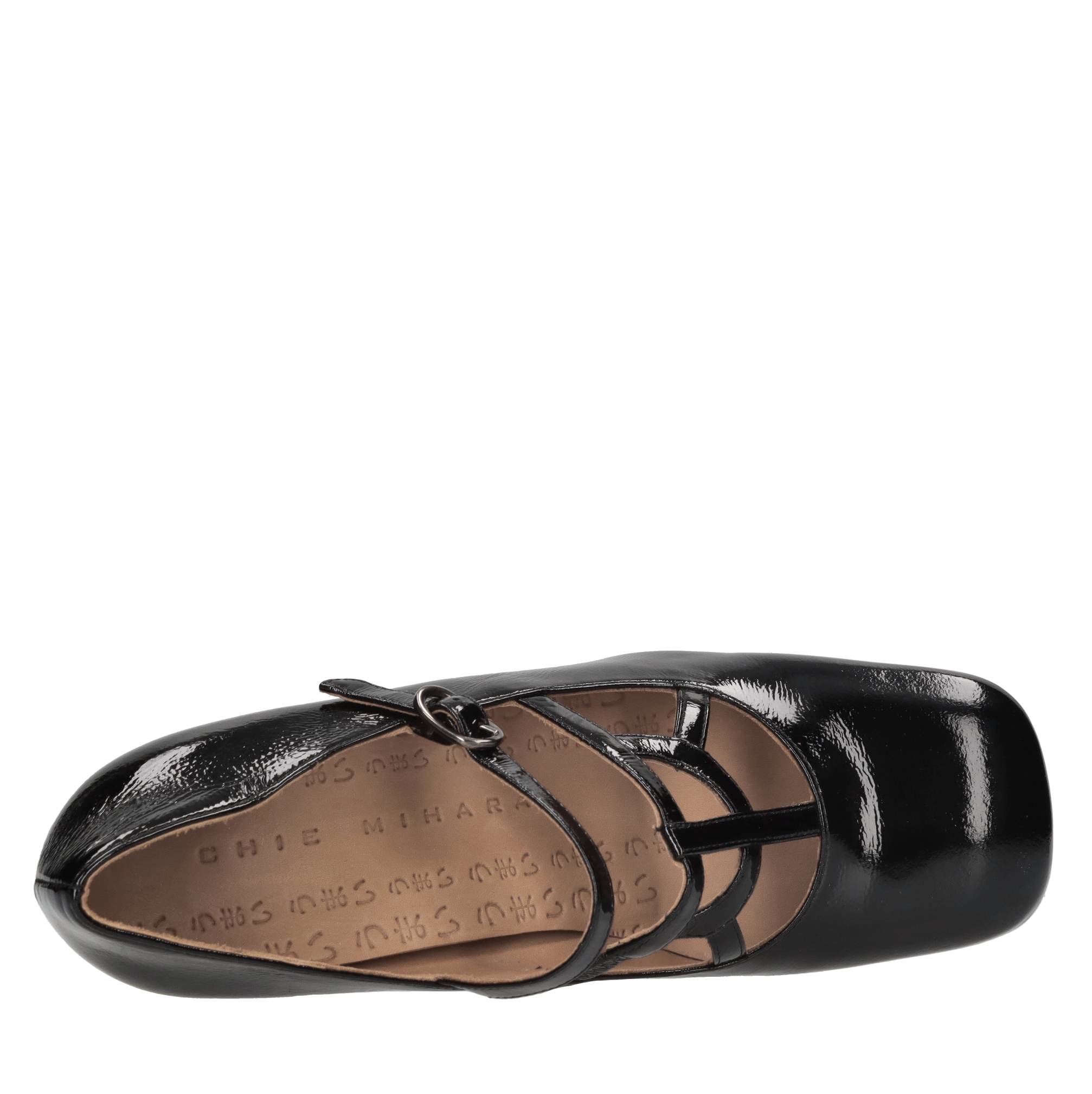 Chie Mihara Chaussures avec talon noir