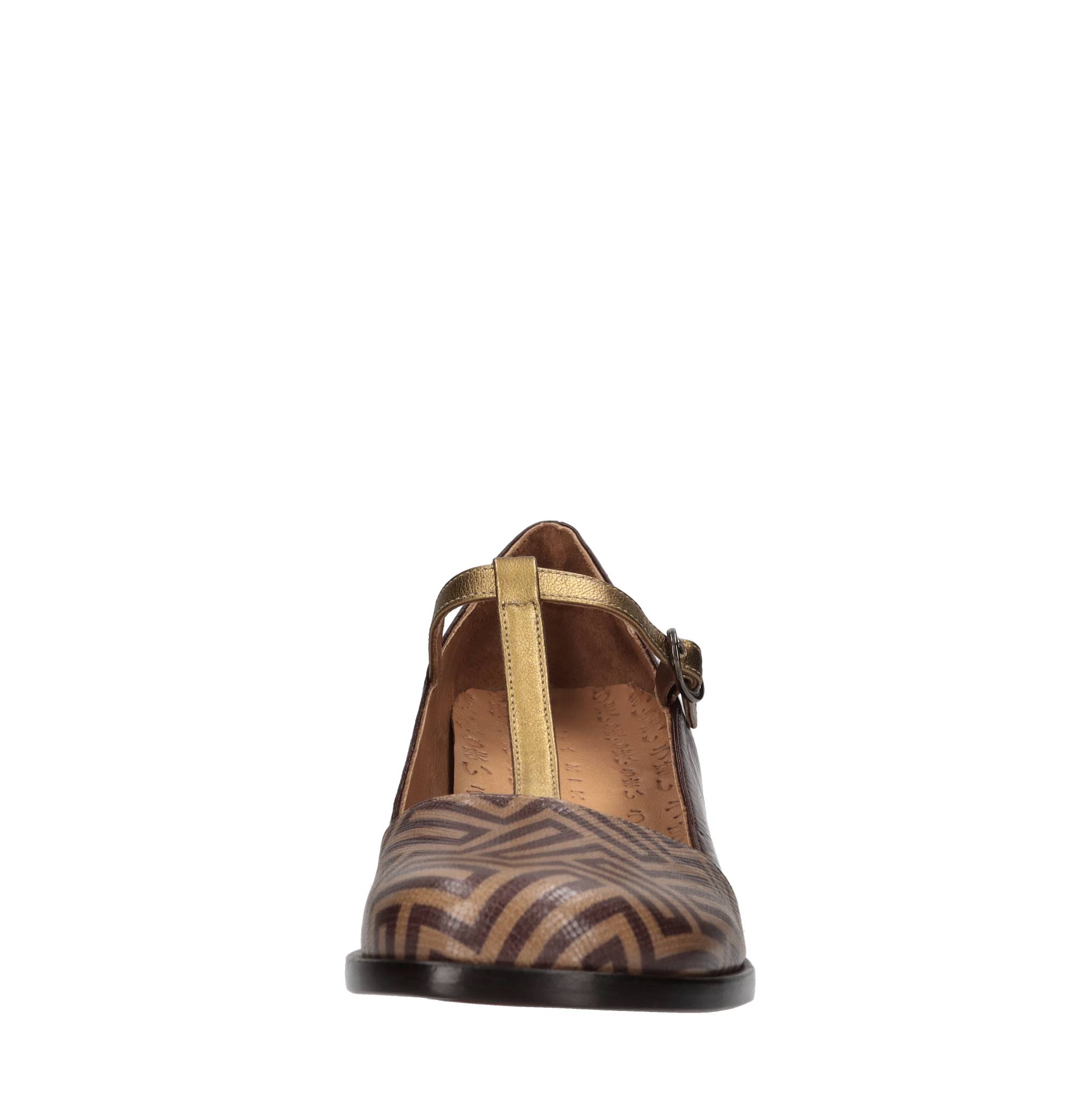 Chie Mihara Chaussures avec talon brun