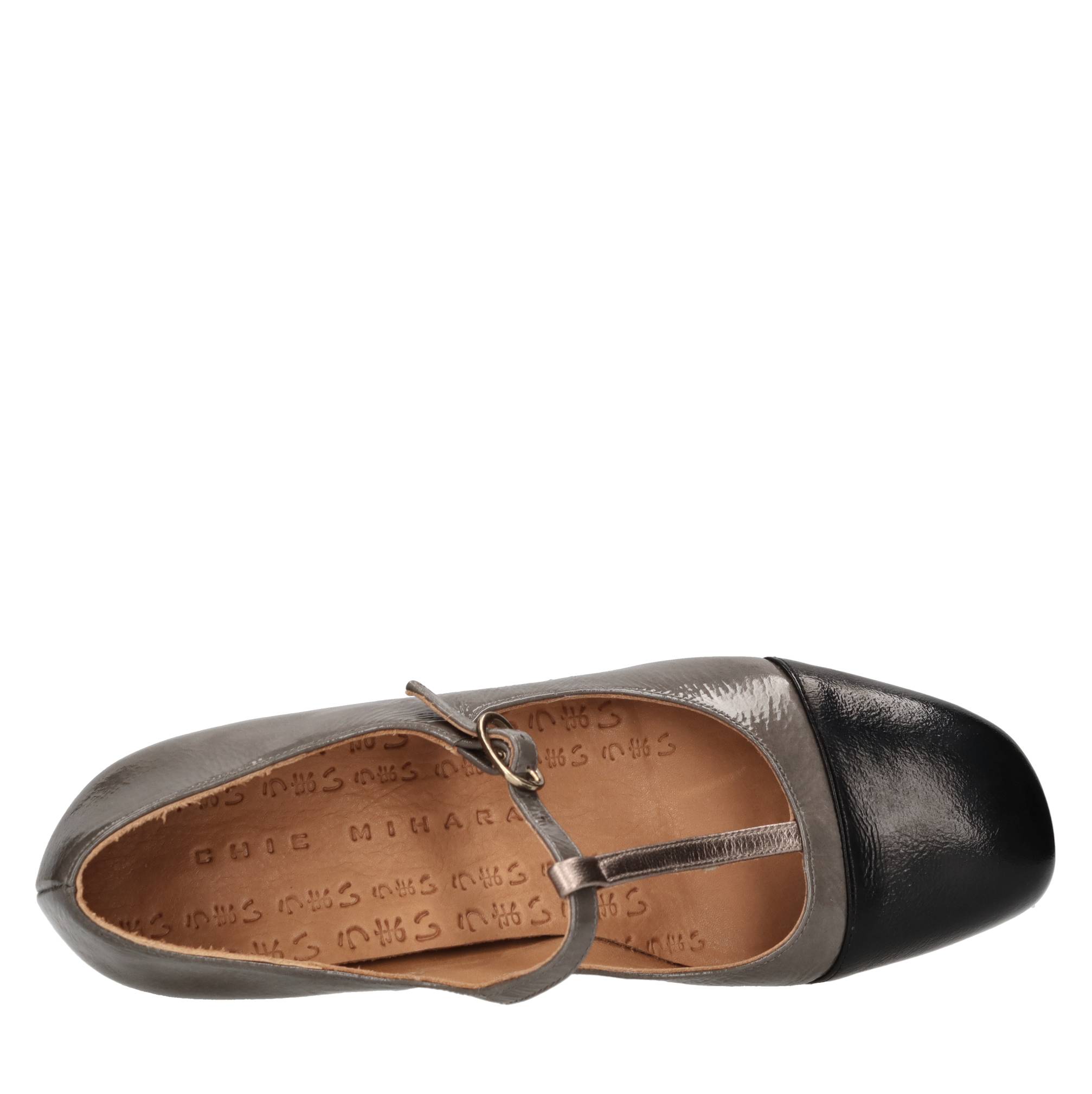 Chie Mihara Schoenen met multicolor hiel