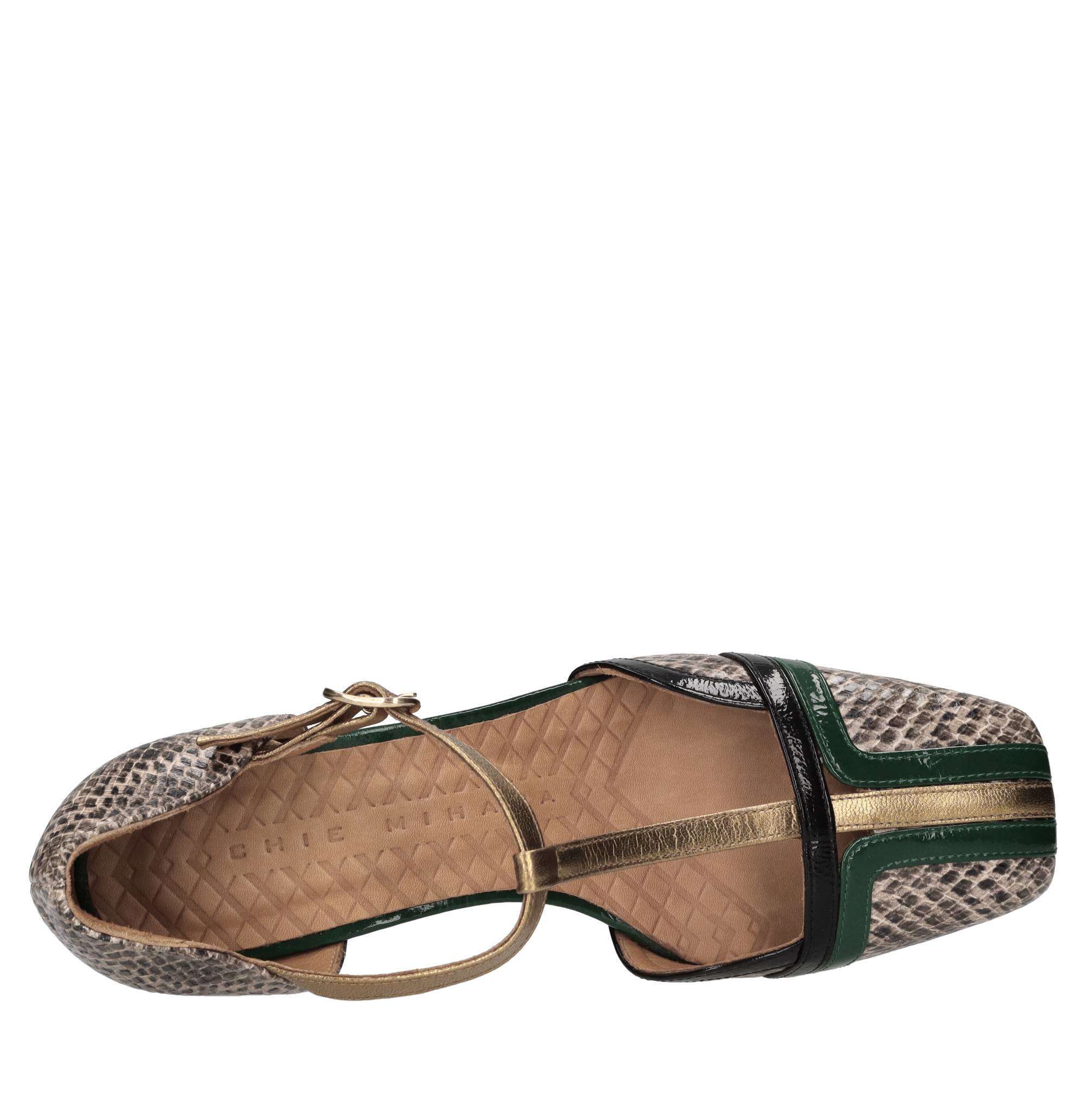 Chie Mihara Chaussures avec talon multicolore