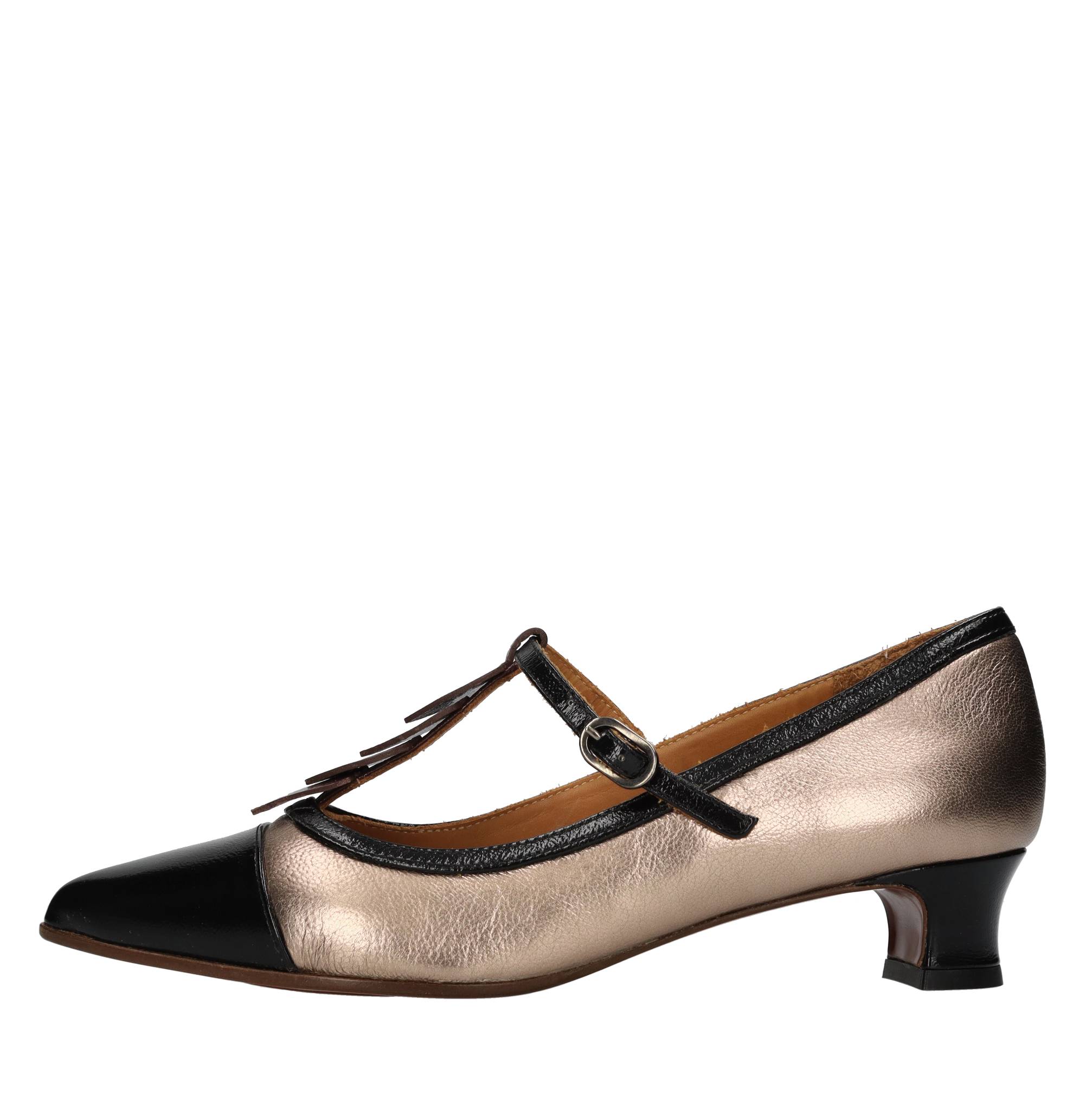 Chie Mihara With Heel