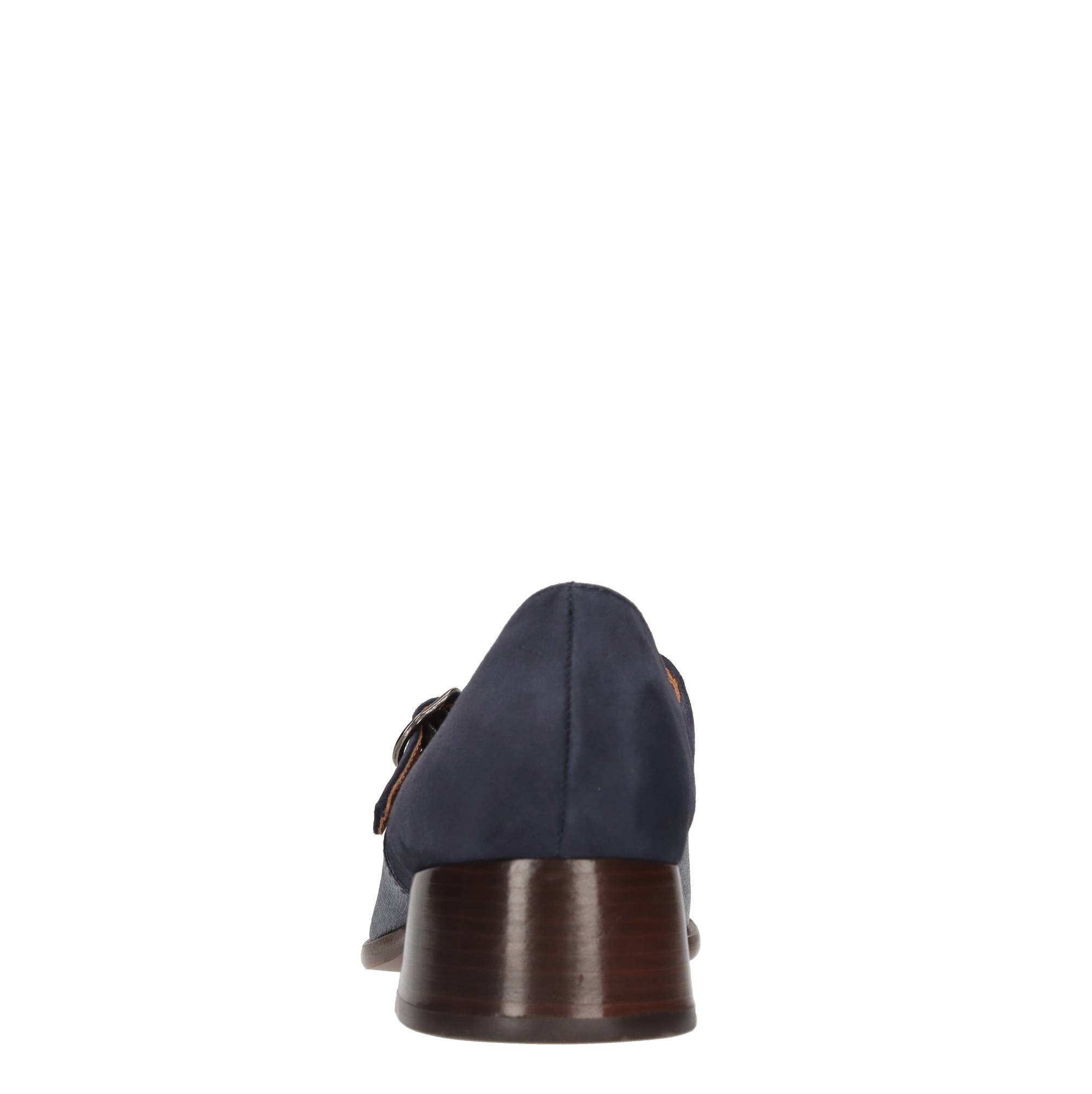 Chie Mihara Chaussures basses Bleu