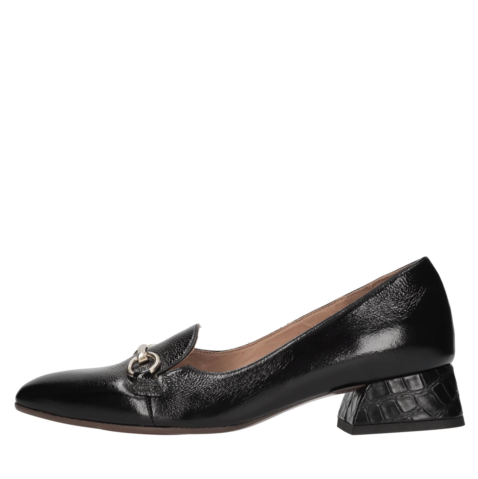 Chie Mihara Scarpe basse Nero