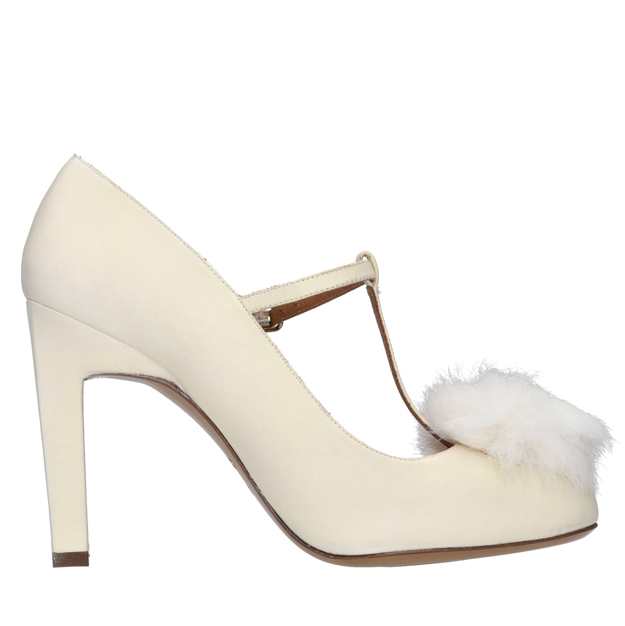 CHIE With Heel
