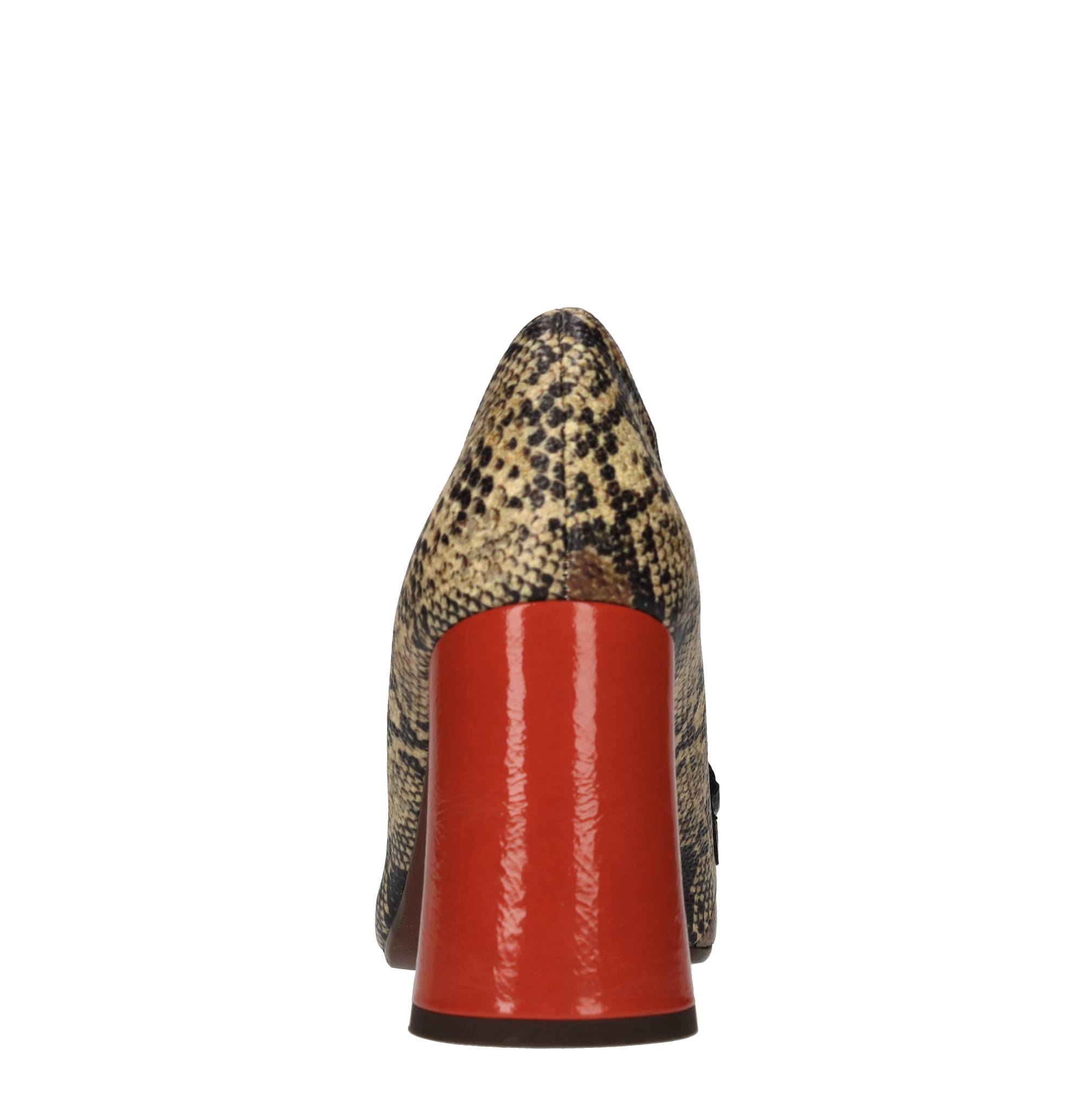 Chie Mihara Scarpe basse Animalier